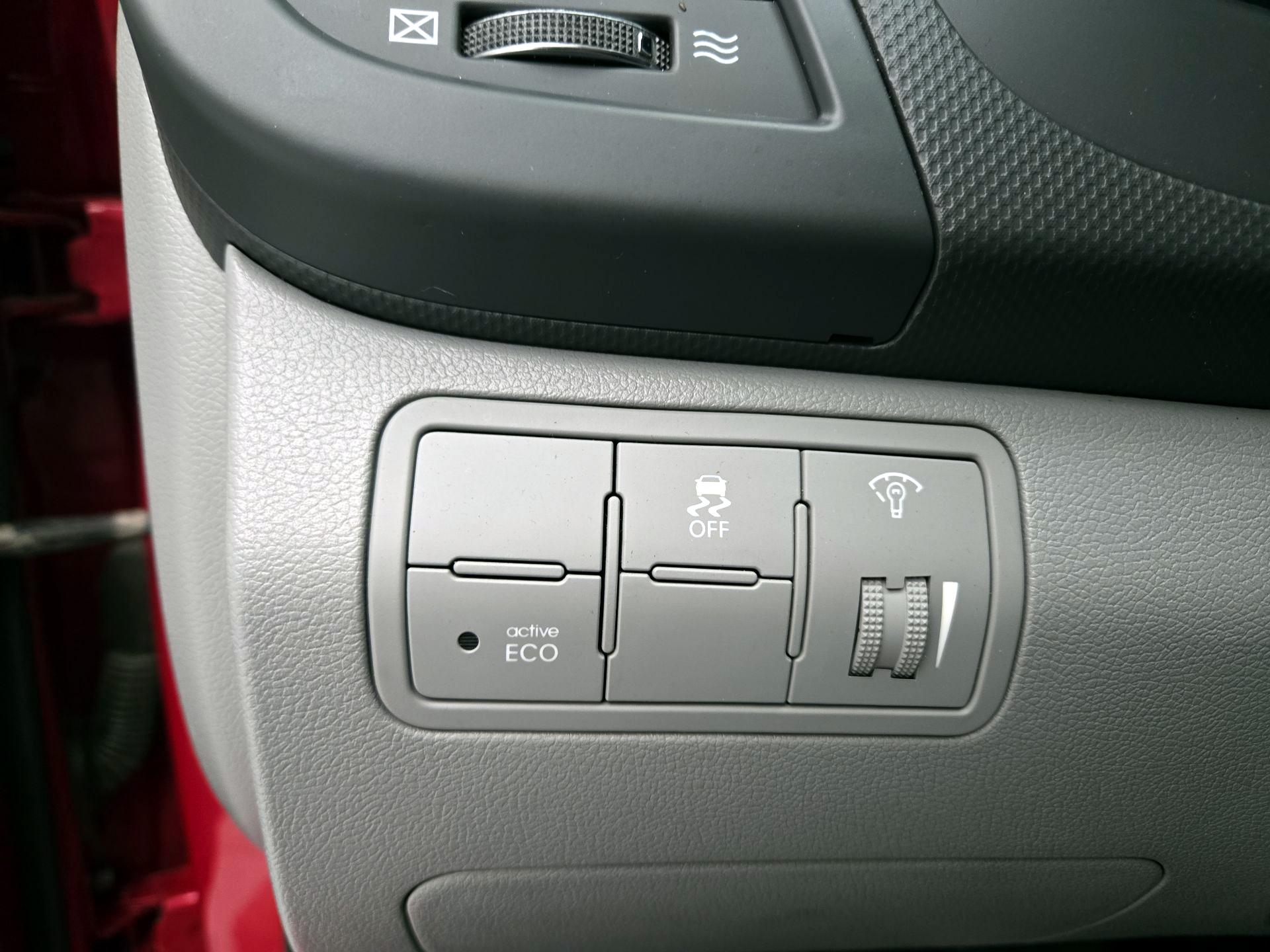 Thumbnail: 2014 Hyundai Accent - 13