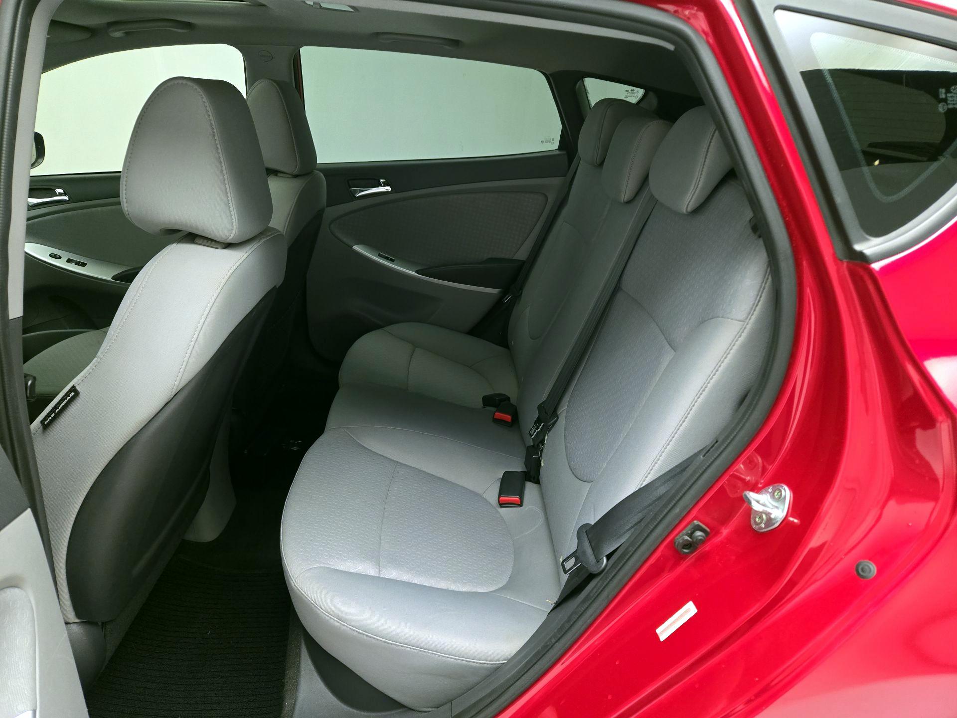 Thumbnail: 2014 Hyundai Accent - 19