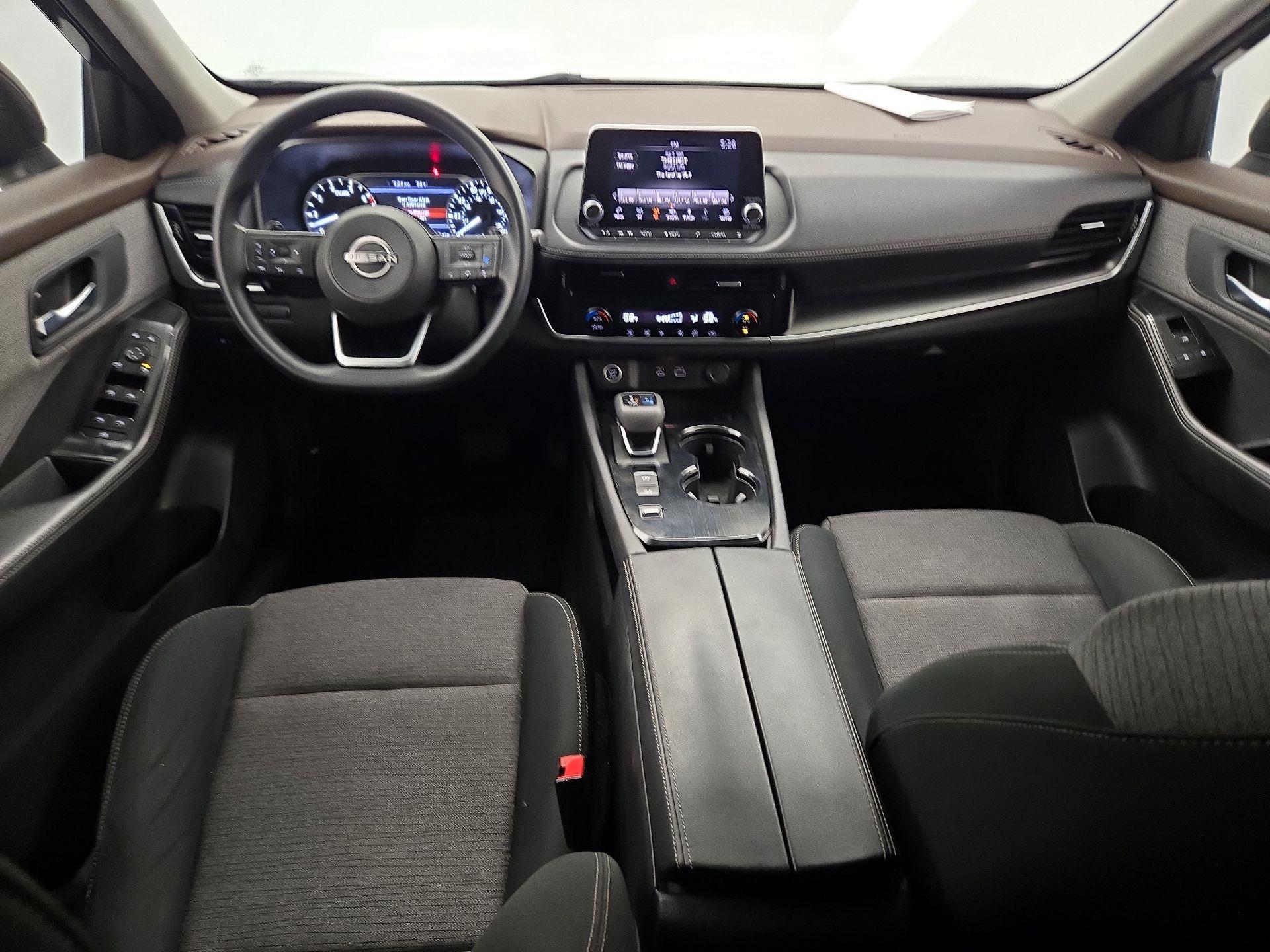 Thumbnail: 2022 Nissan Rogue - 9