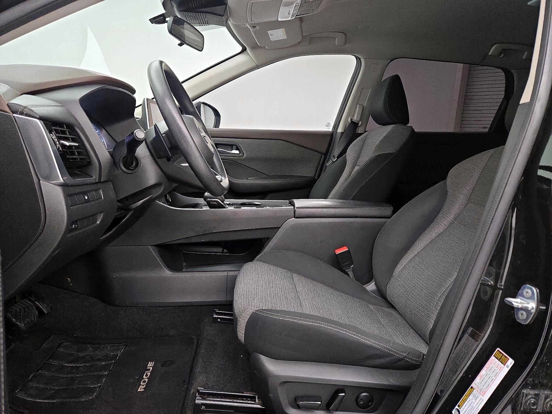 Thumbnail: 2022 Nissan Rogue - 11