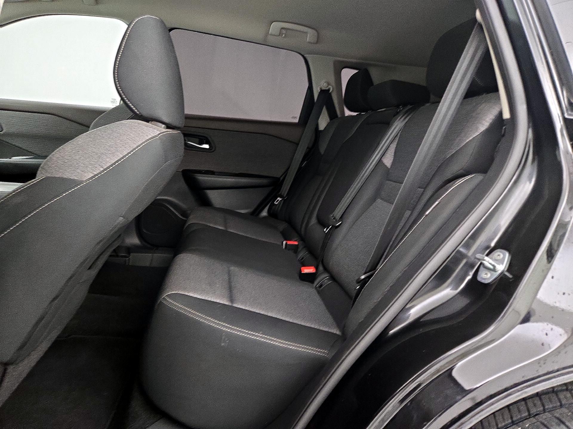 Thumbnail: 2022 Nissan Rogue - 19