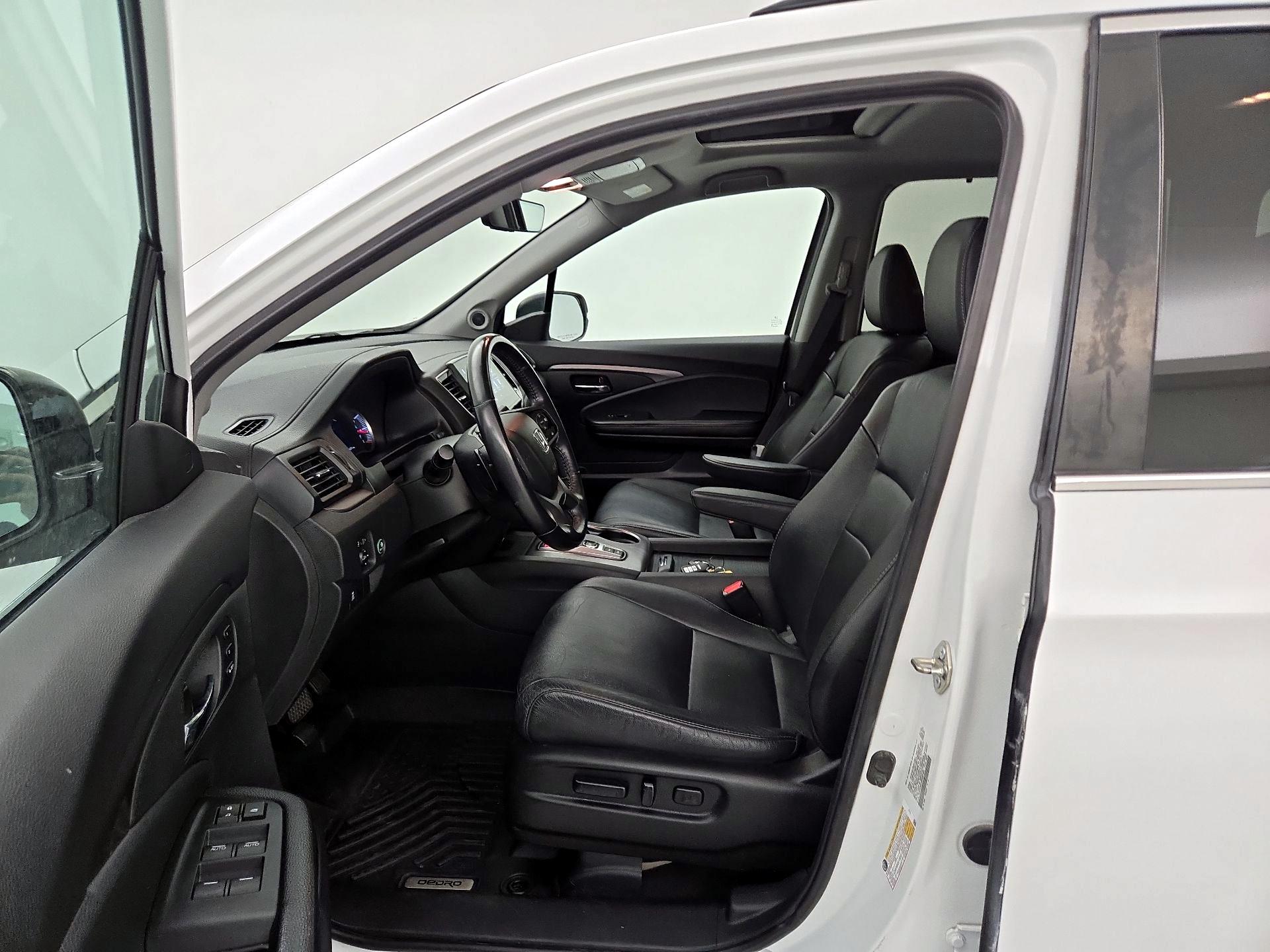 Thumbnail: 2021 Honda Pilot - 11