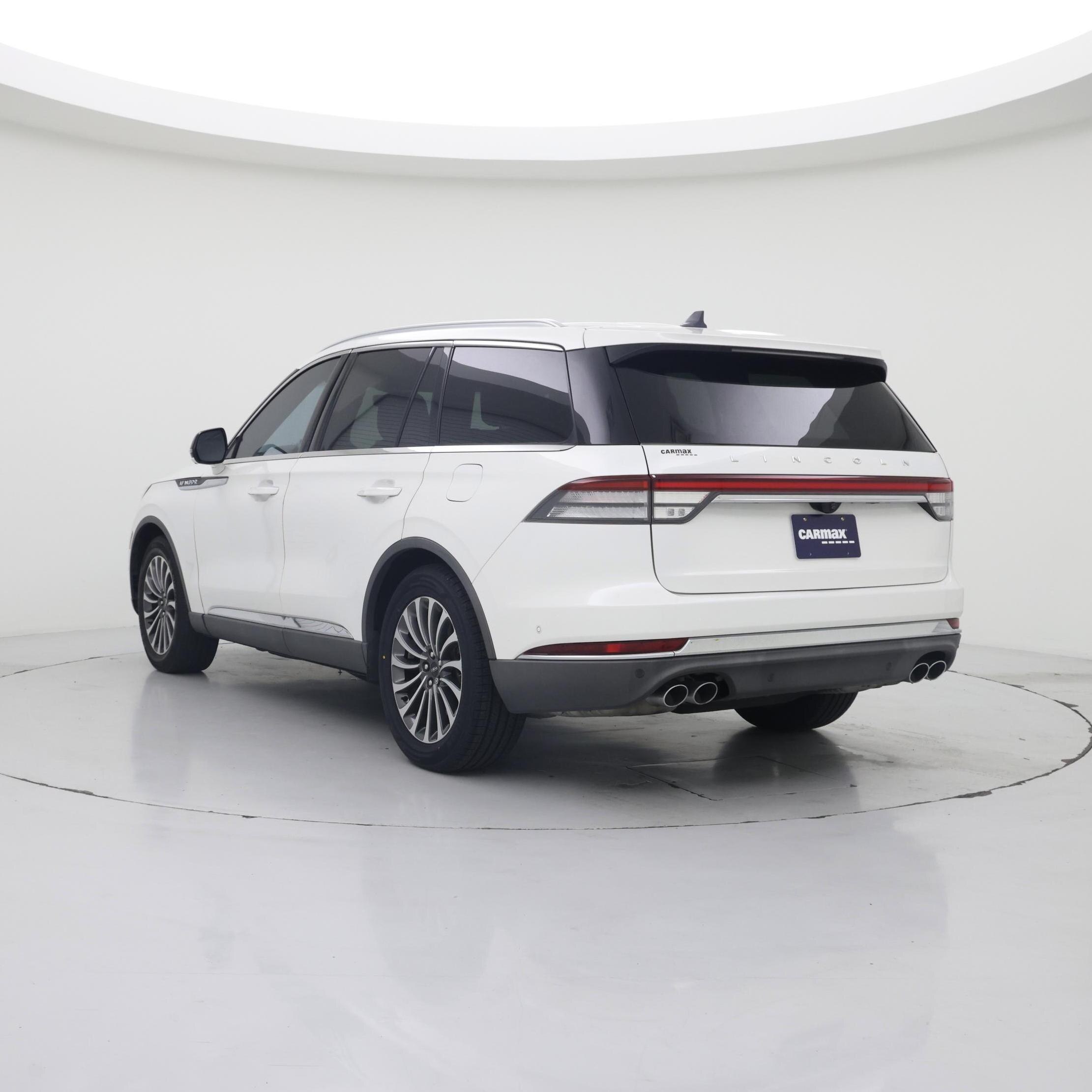 Thumbnail: 2020 Lincoln Aviator - 2