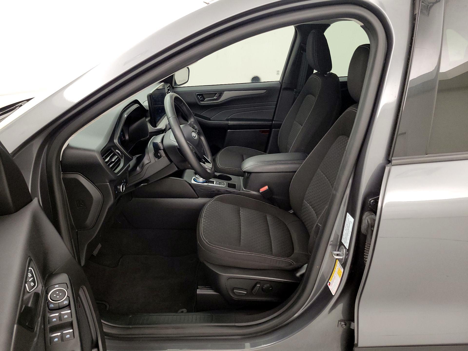 Thumbnail: 2023 Ford Escape - 11