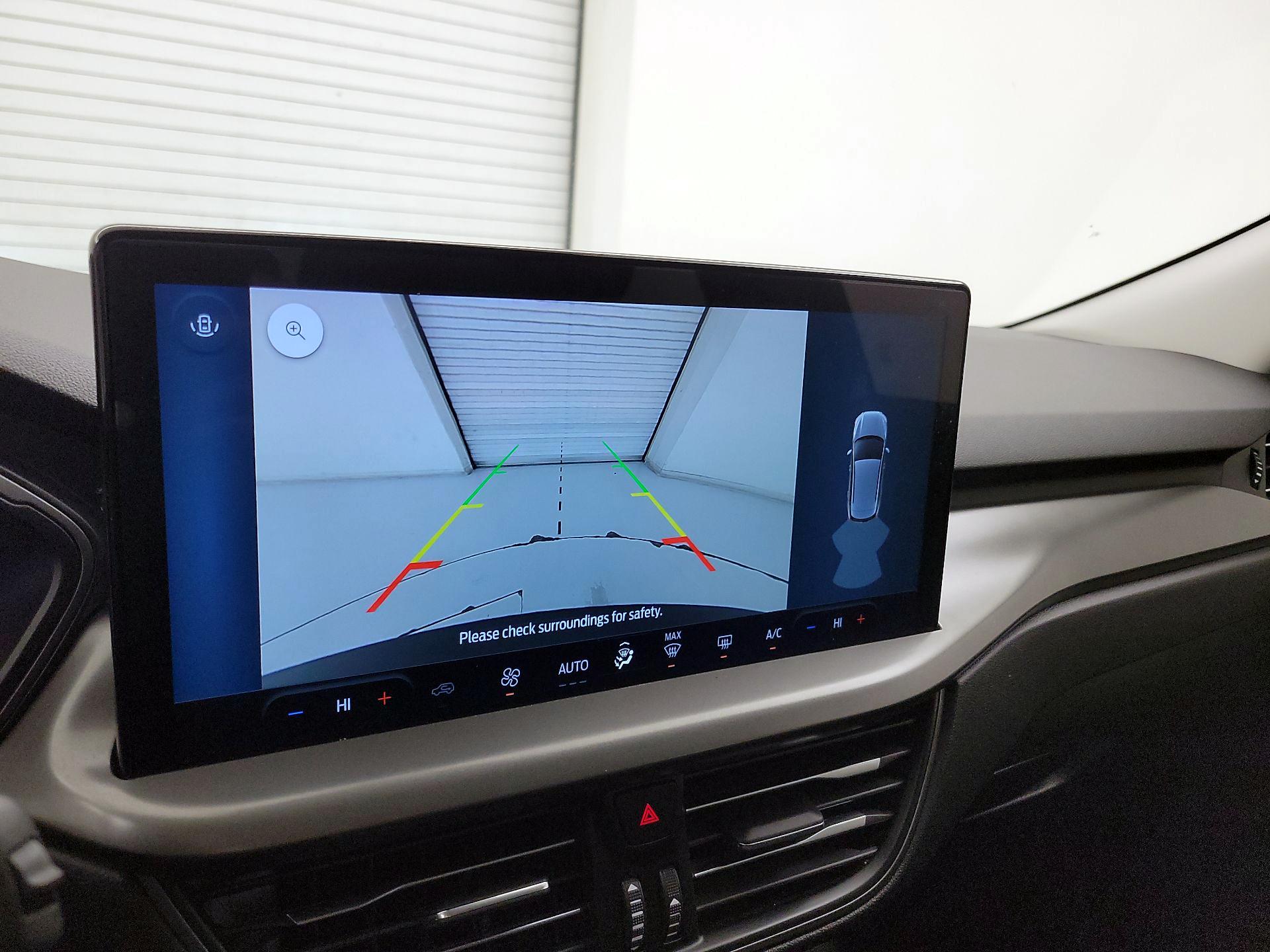 Thumbnail: 2023 Ford Escape - 15