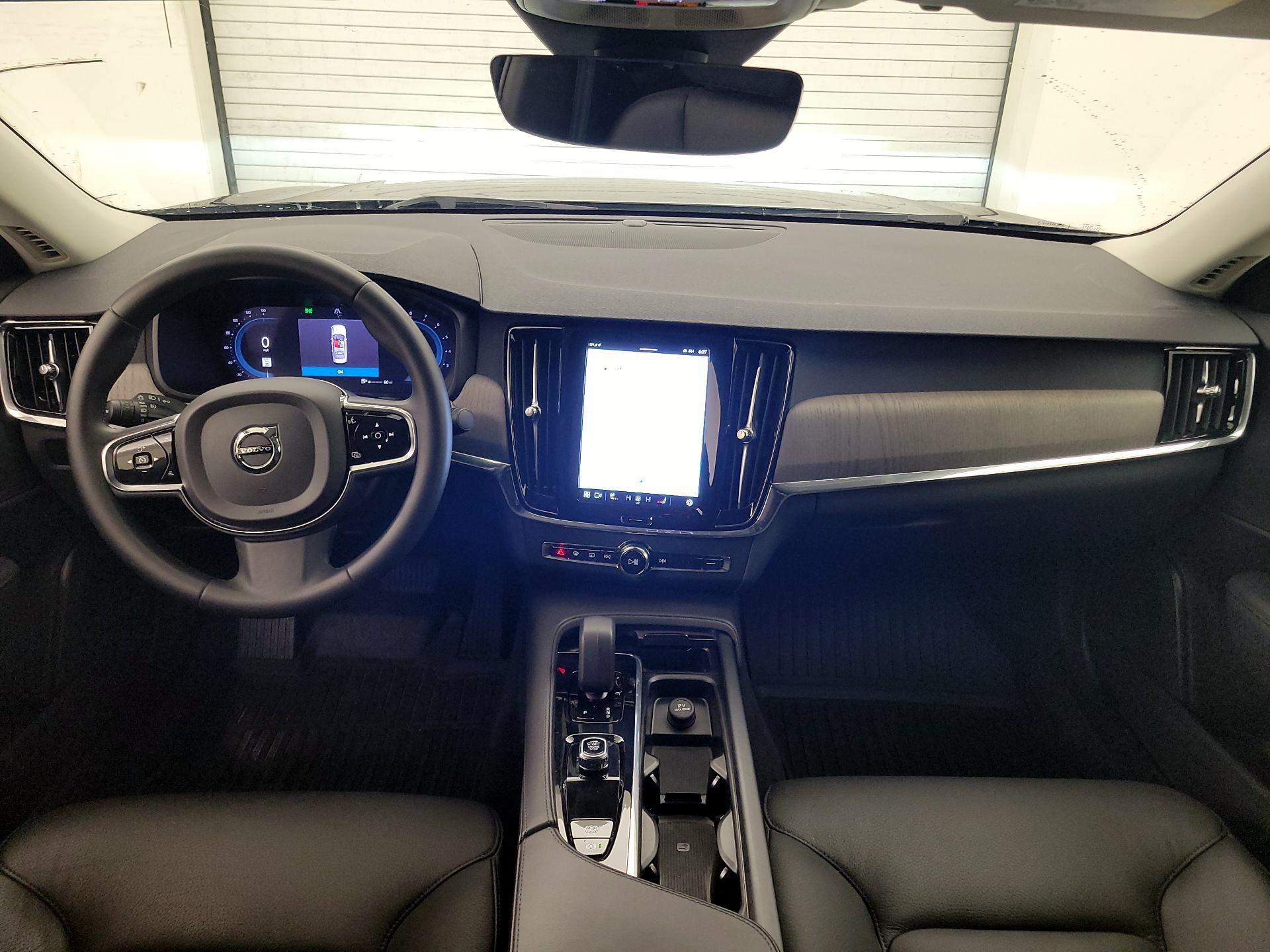 Thumbnail: 2024 Volvo S90 - 9