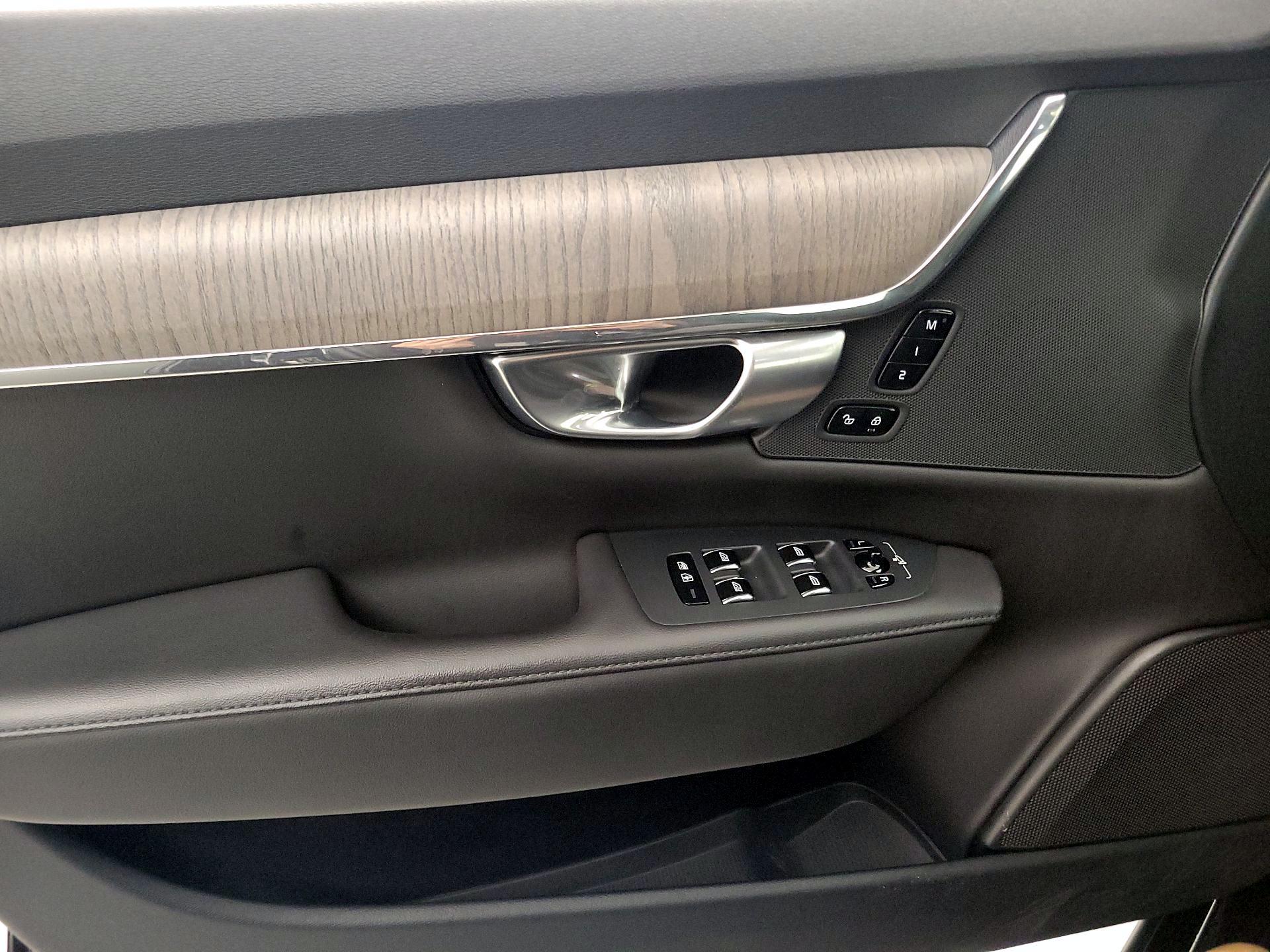 Thumbnail: 2024 Volvo S90 - 12