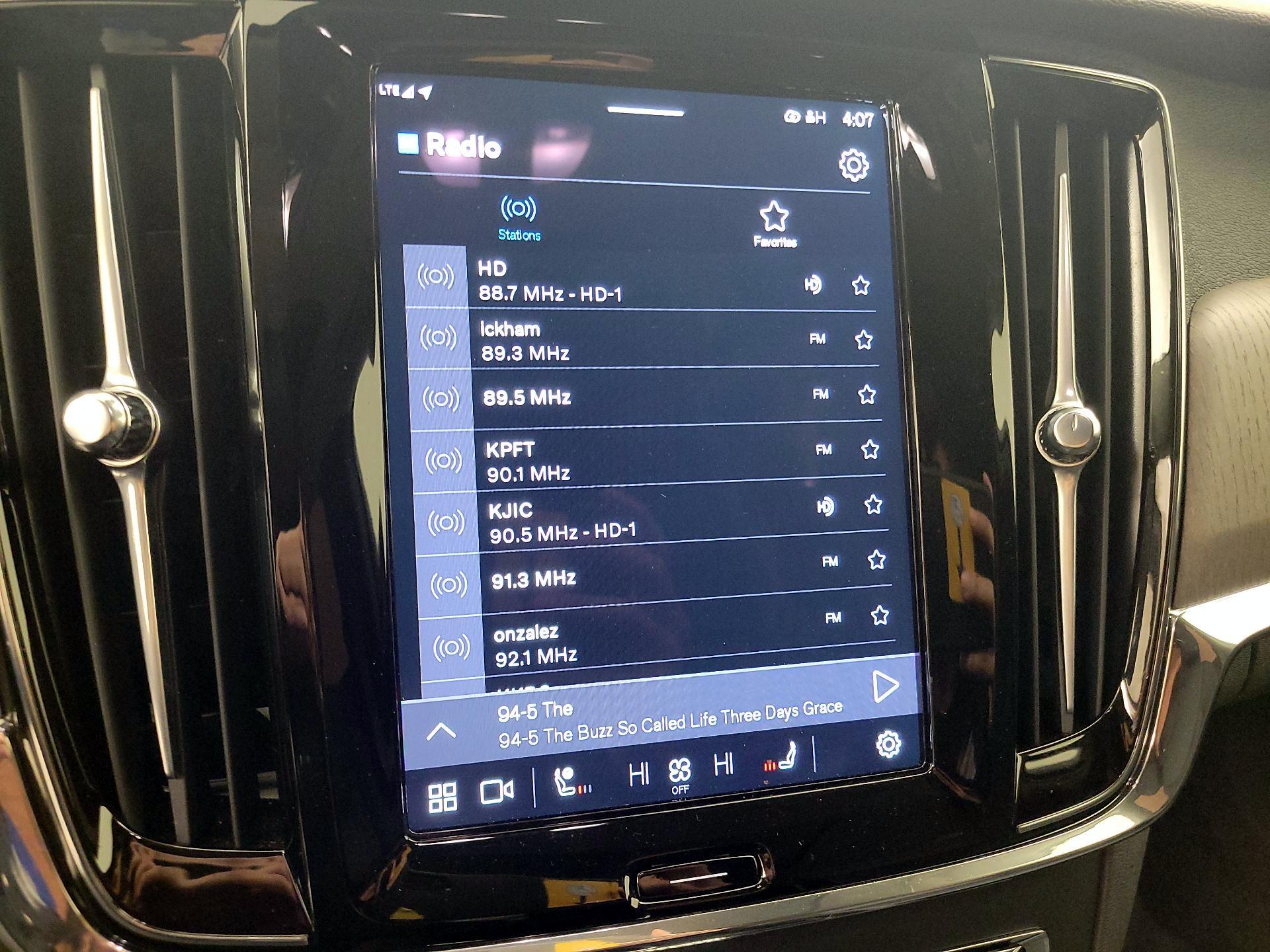 Thumbnail: 2024 Volvo S90 - 16