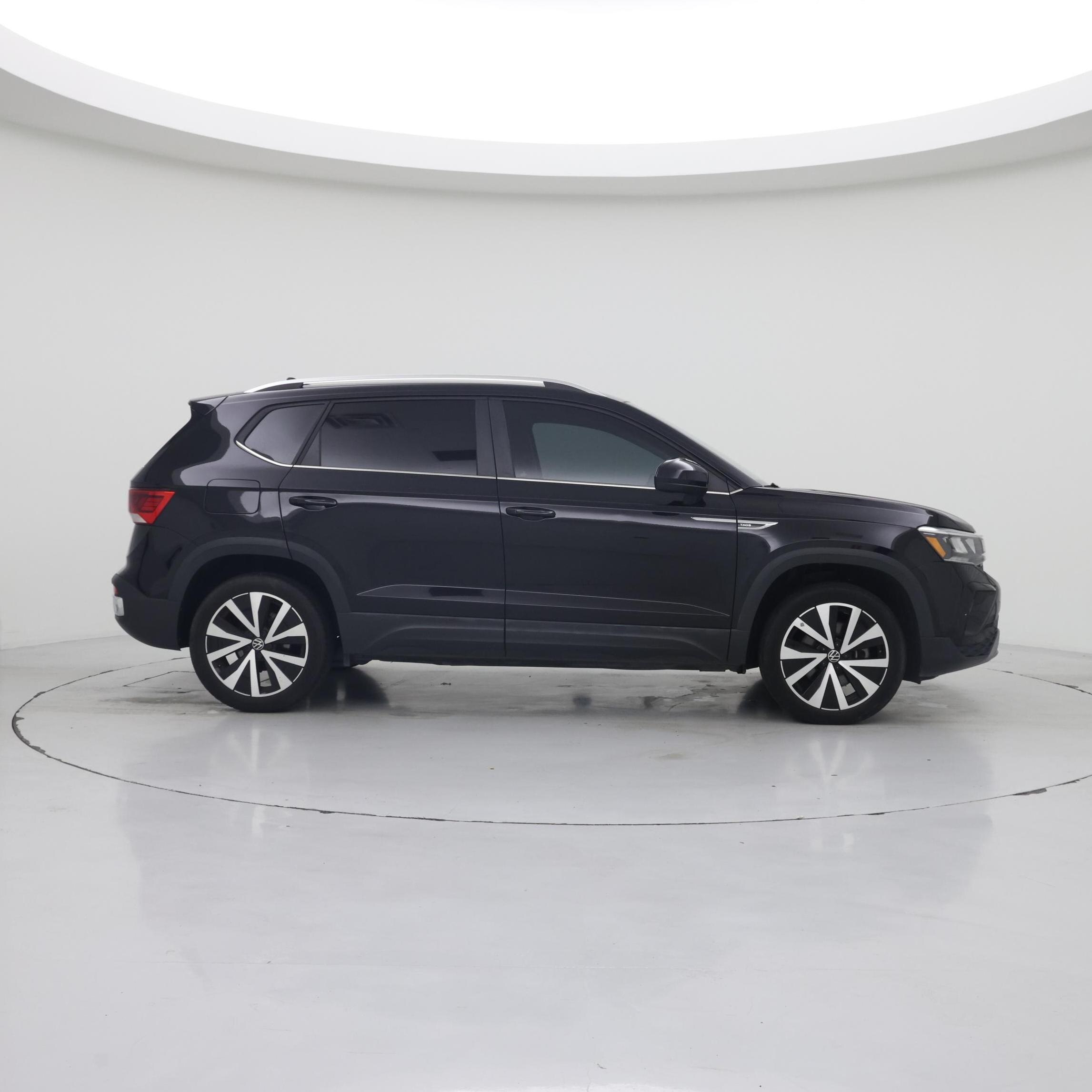 Thumbnail: 2024 Volkswagen Taos - 7