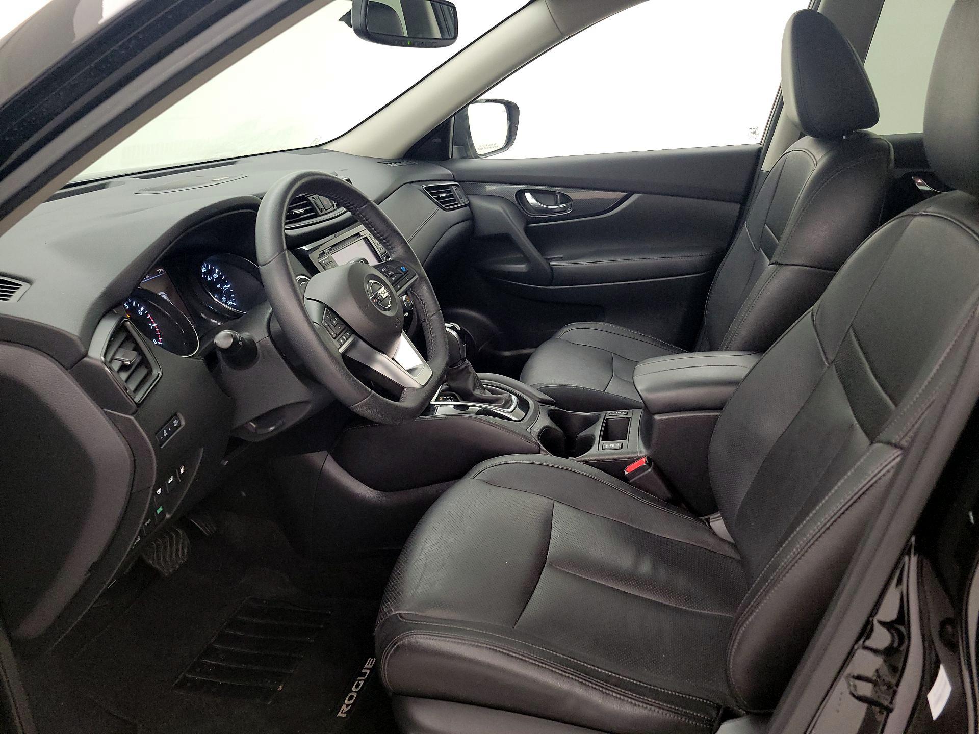 Thumbnail: 2020 Nissan Rogue - 11