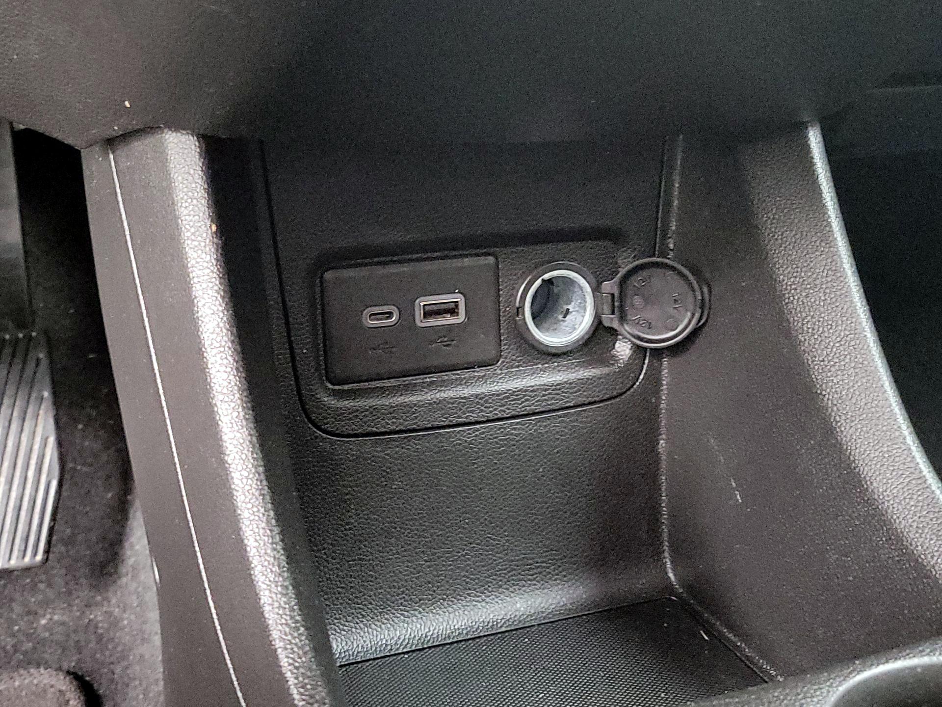 Thumbnail: 2020 Chevrolet Spark - 18