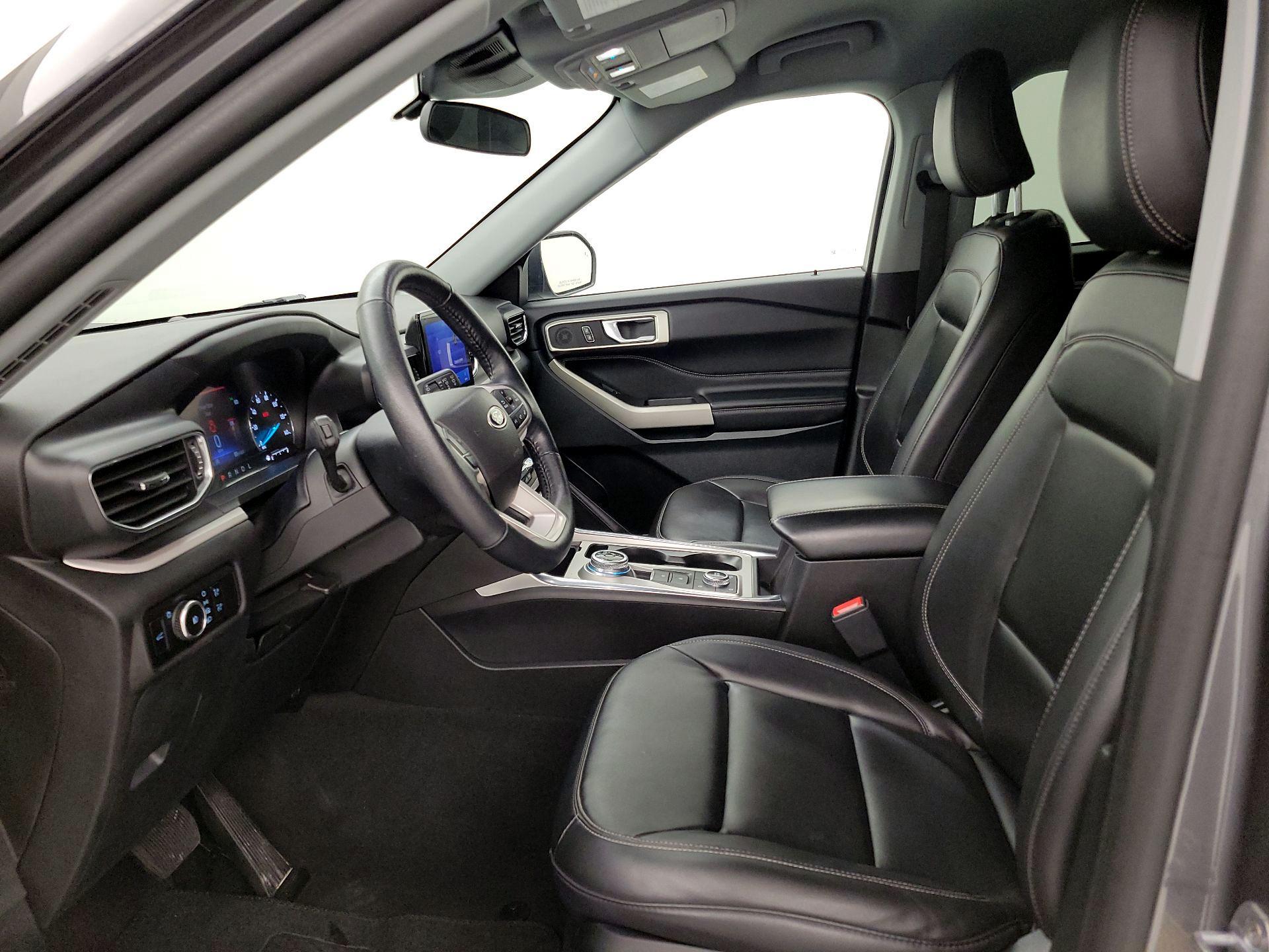 Thumbnail: 2023 Ford Explorer - 11