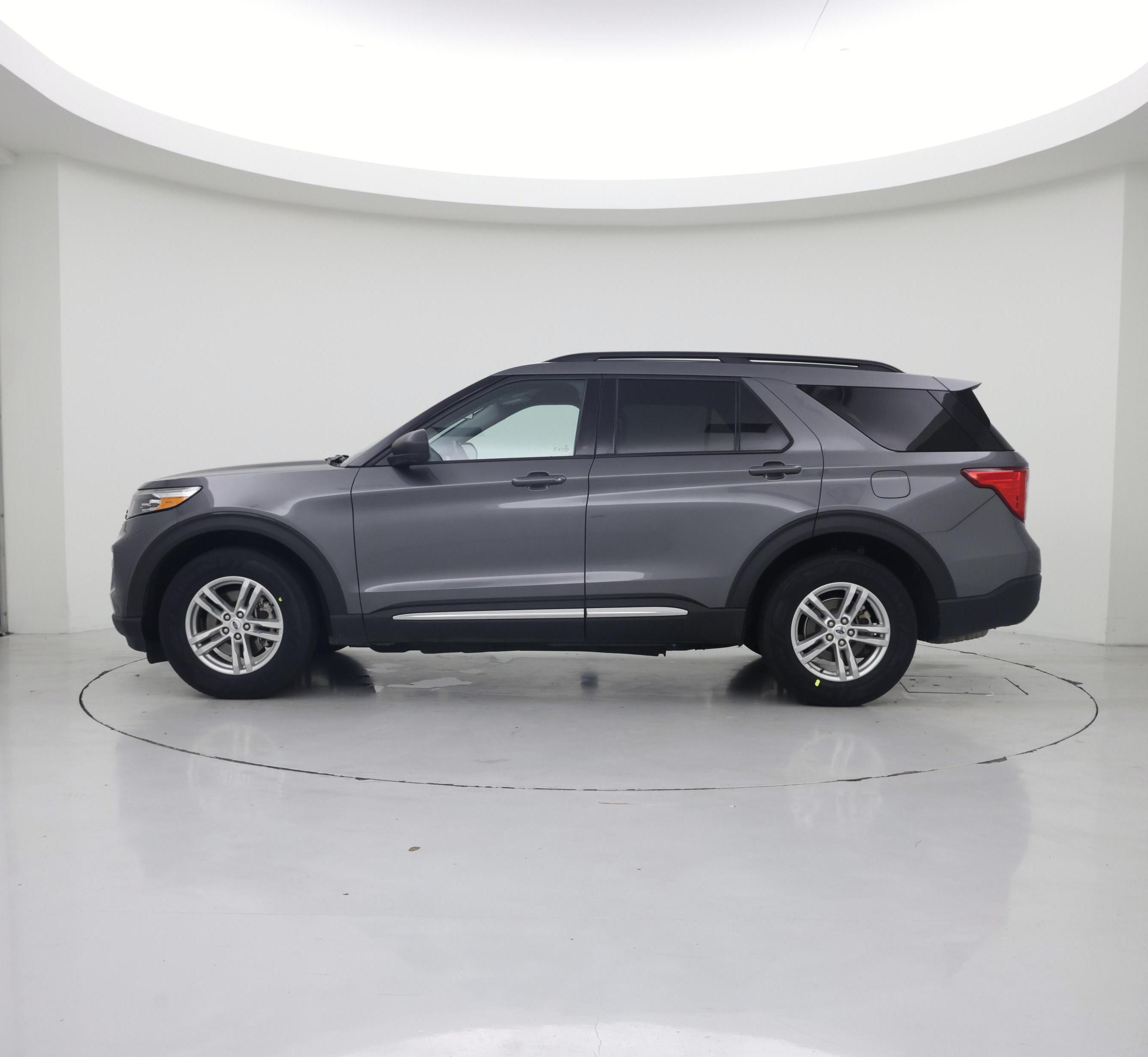 Thumbnail: 2023 Ford Explorer - 3