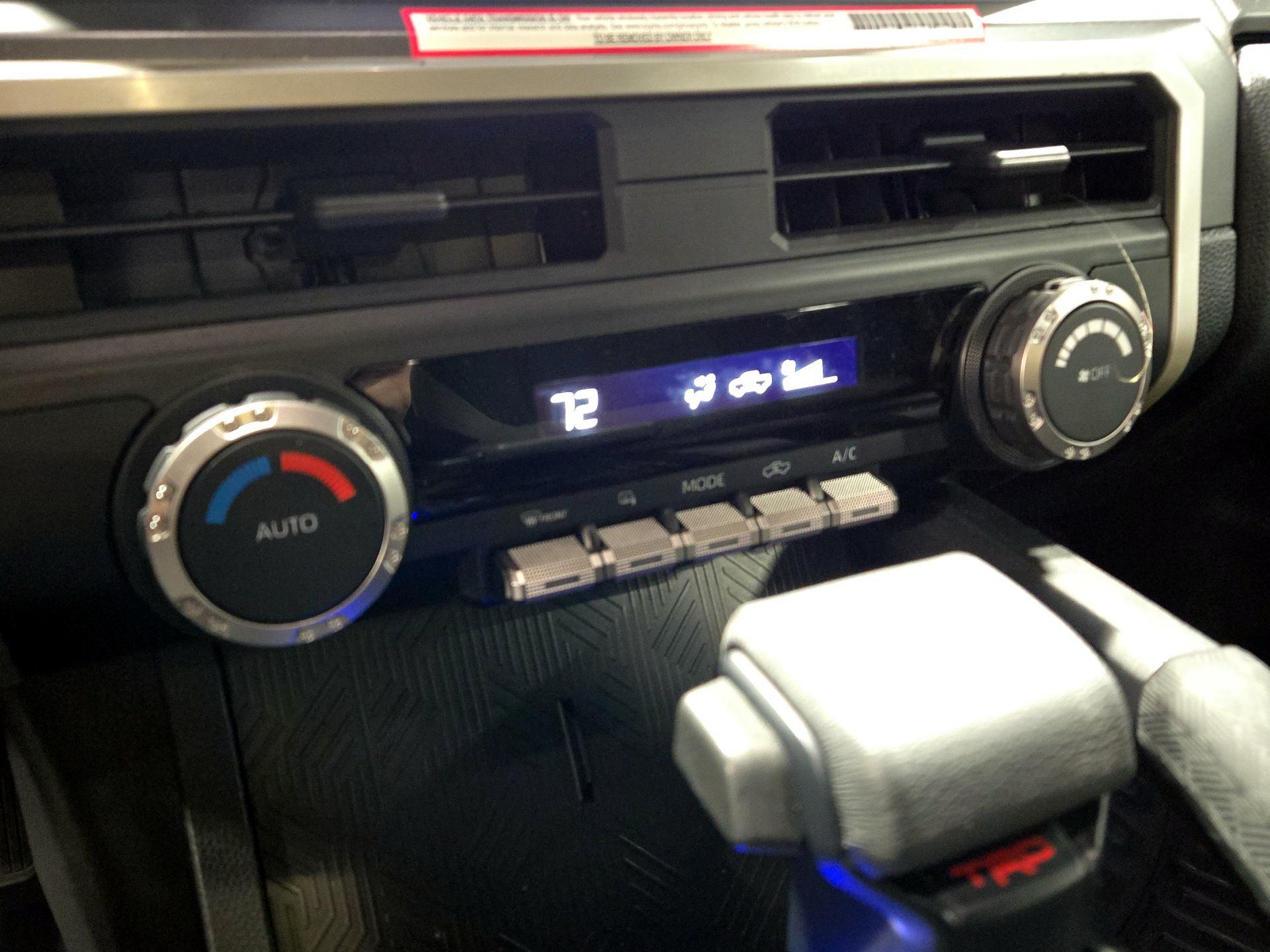 Thumbnail: 2024 Toyota Tacoma - 16