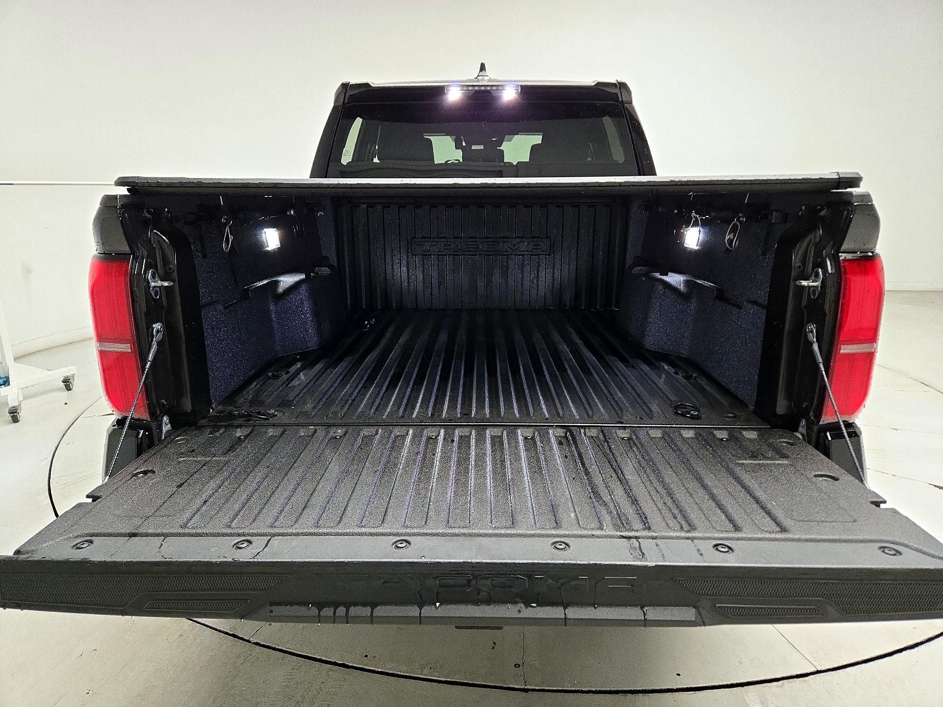 Thumbnail: 2024 Toyota Tacoma - 20