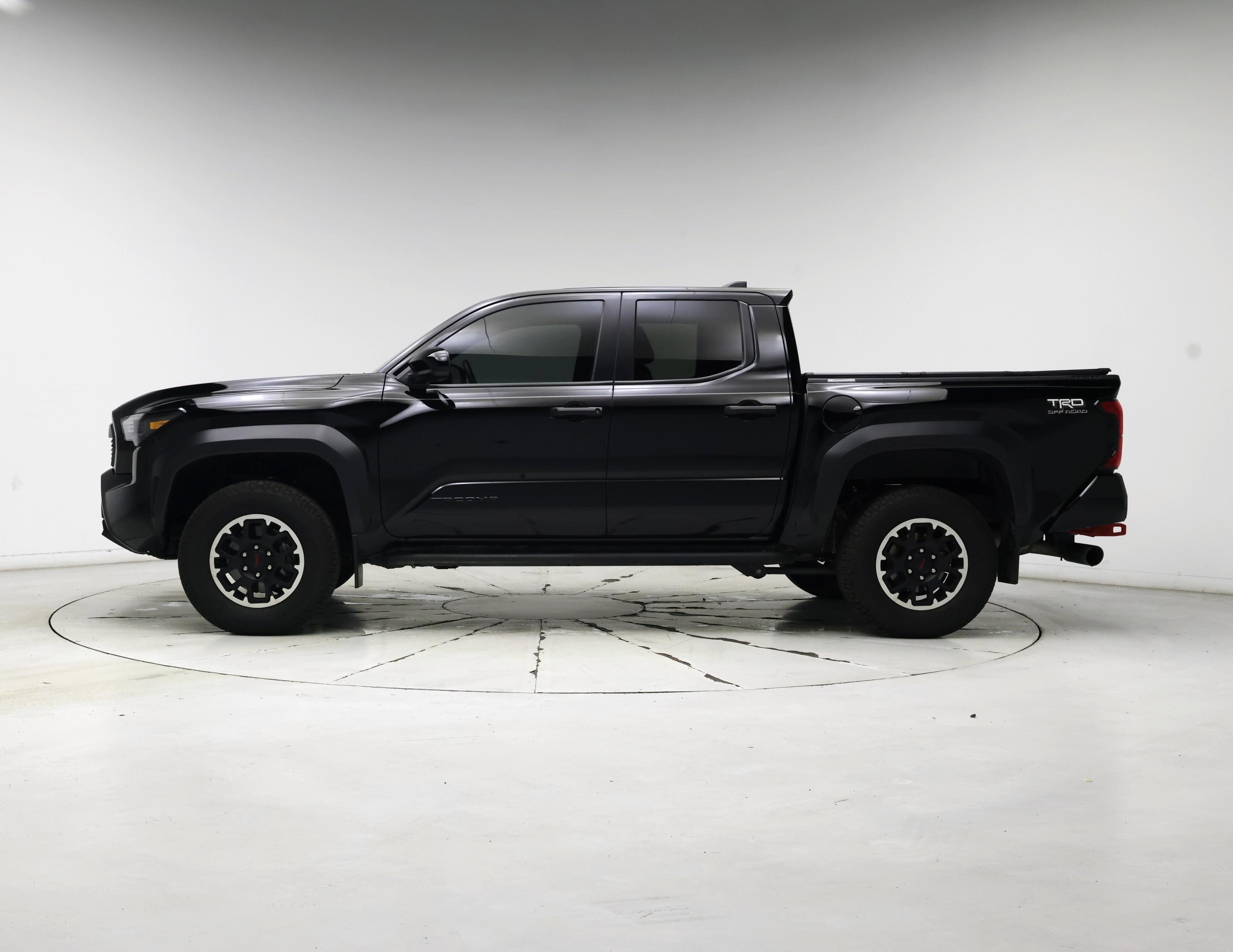 Thumbnail: 2024 Toyota Tacoma - 3