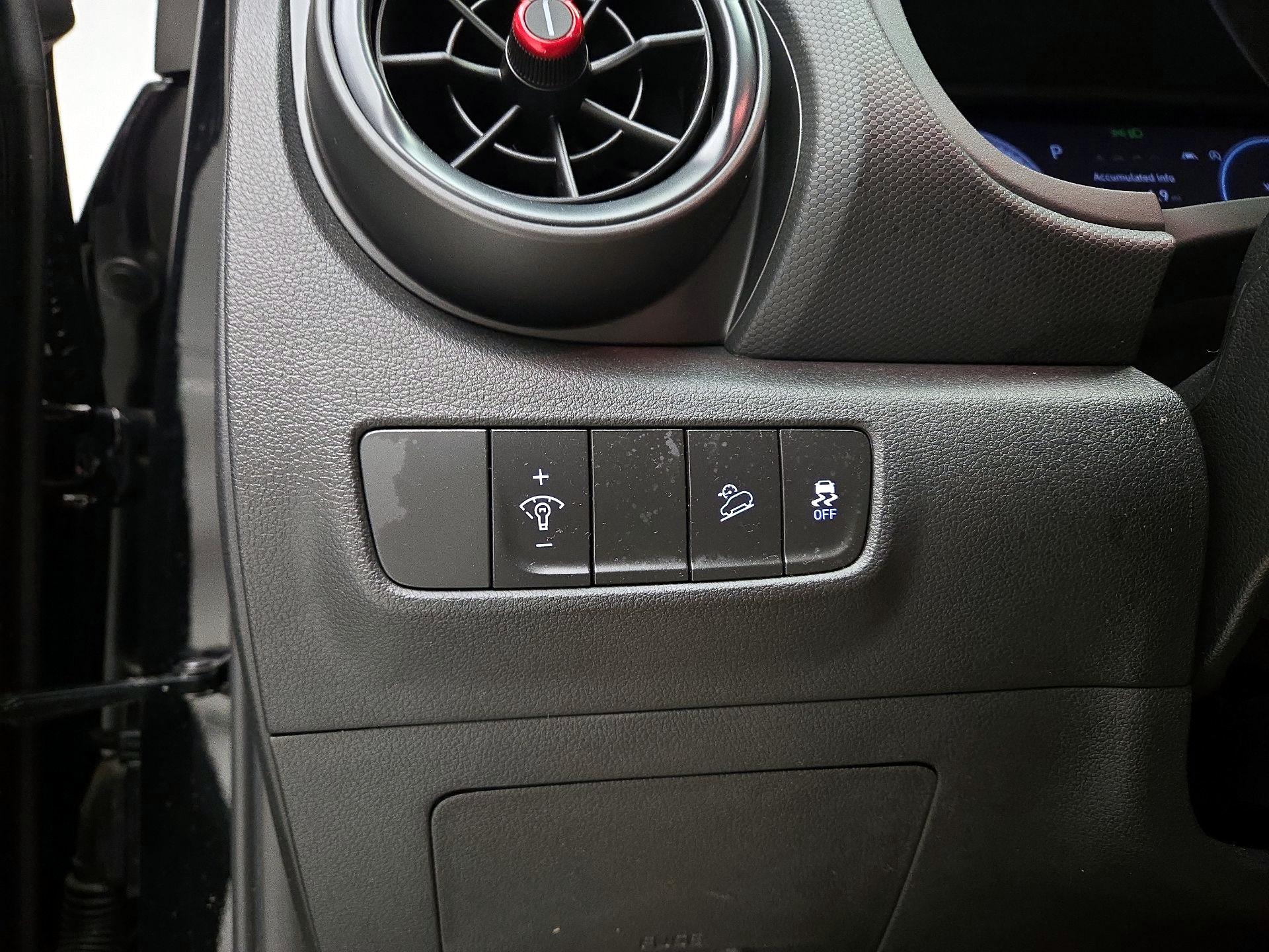 Thumbnail: 2023 Hyundai Kona - 13