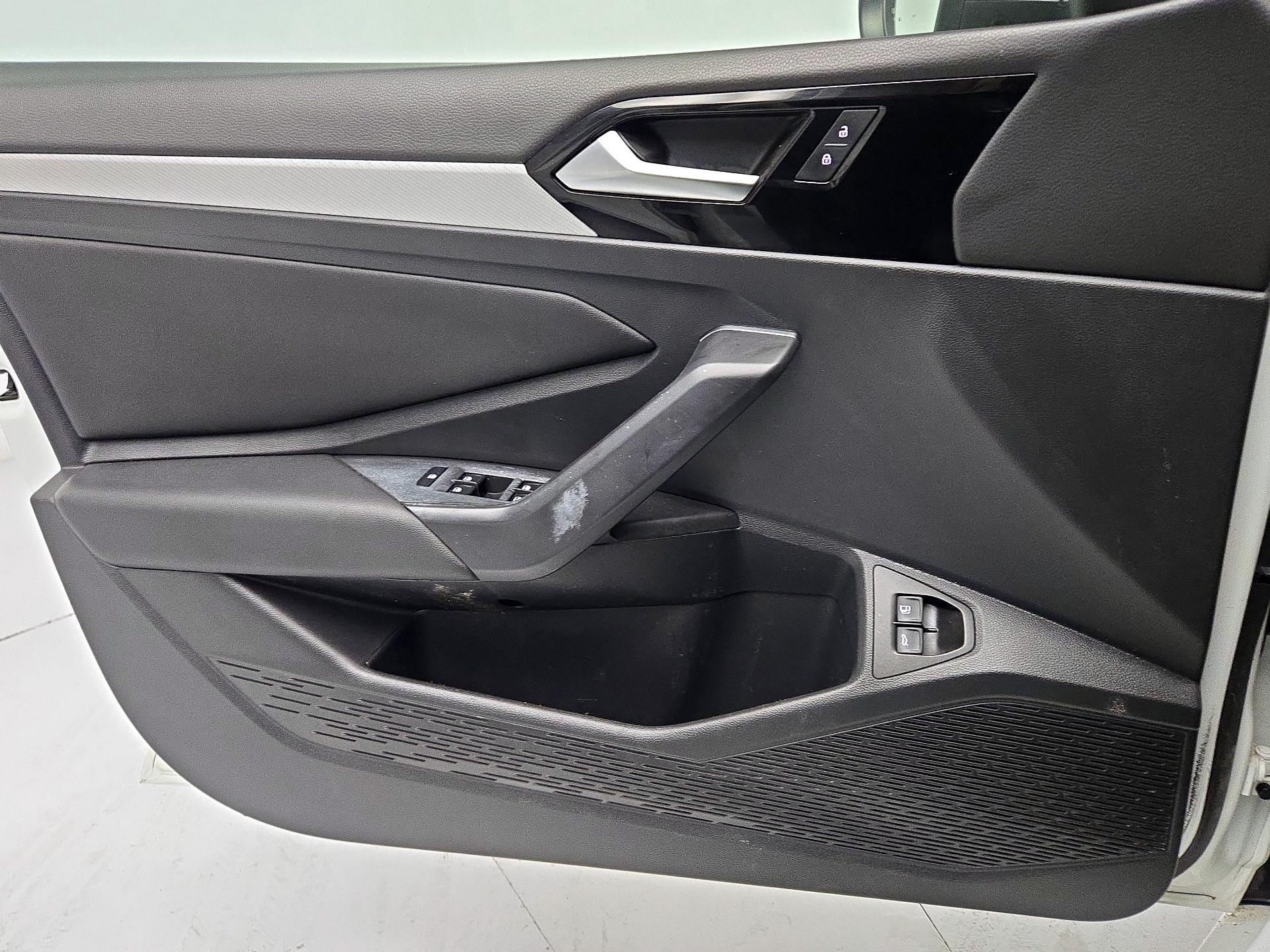 Thumbnail: 2020 Volkswagen Jetta - 12