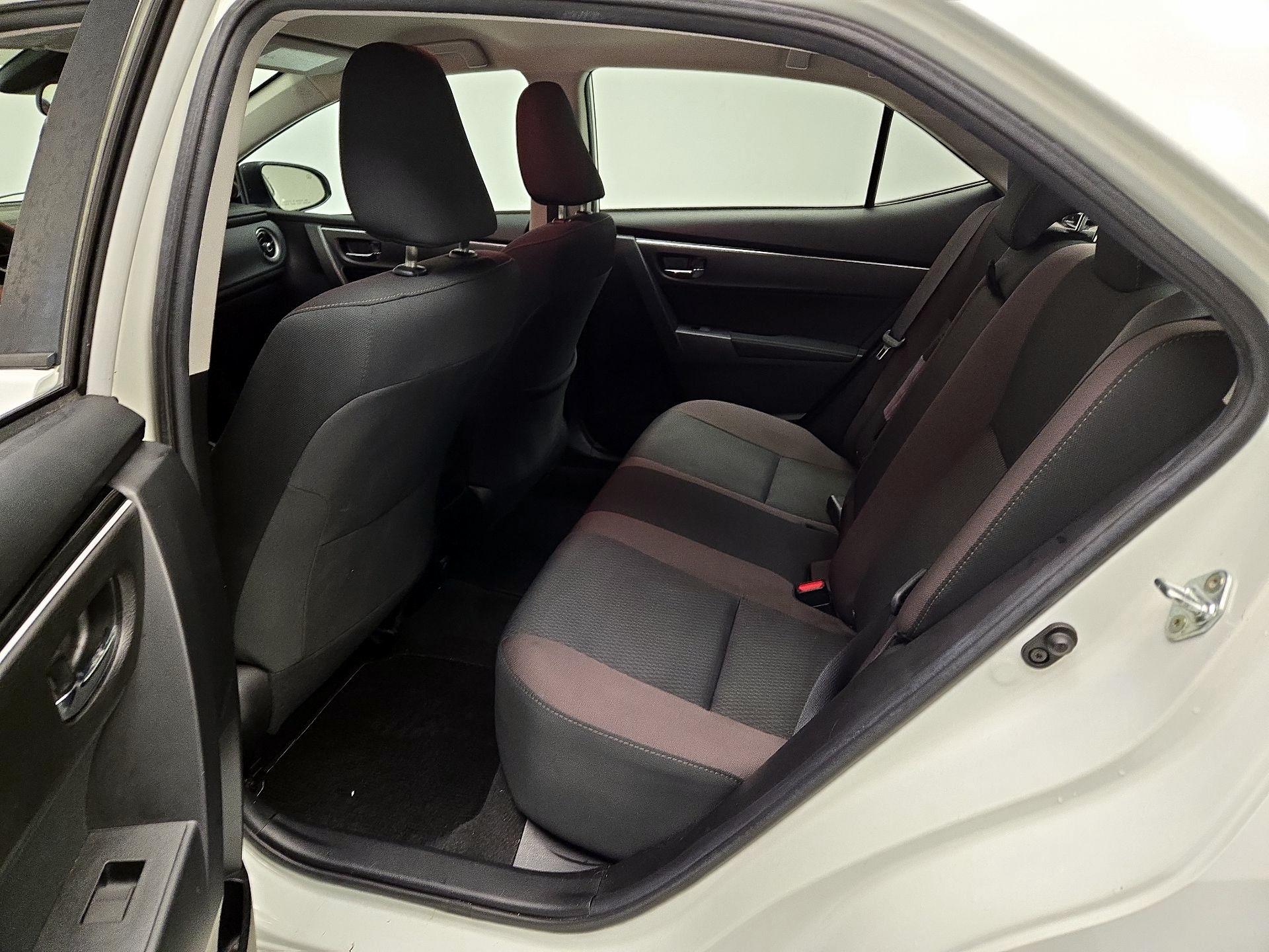 Thumbnail: 2018 Toyota Corolla - 19