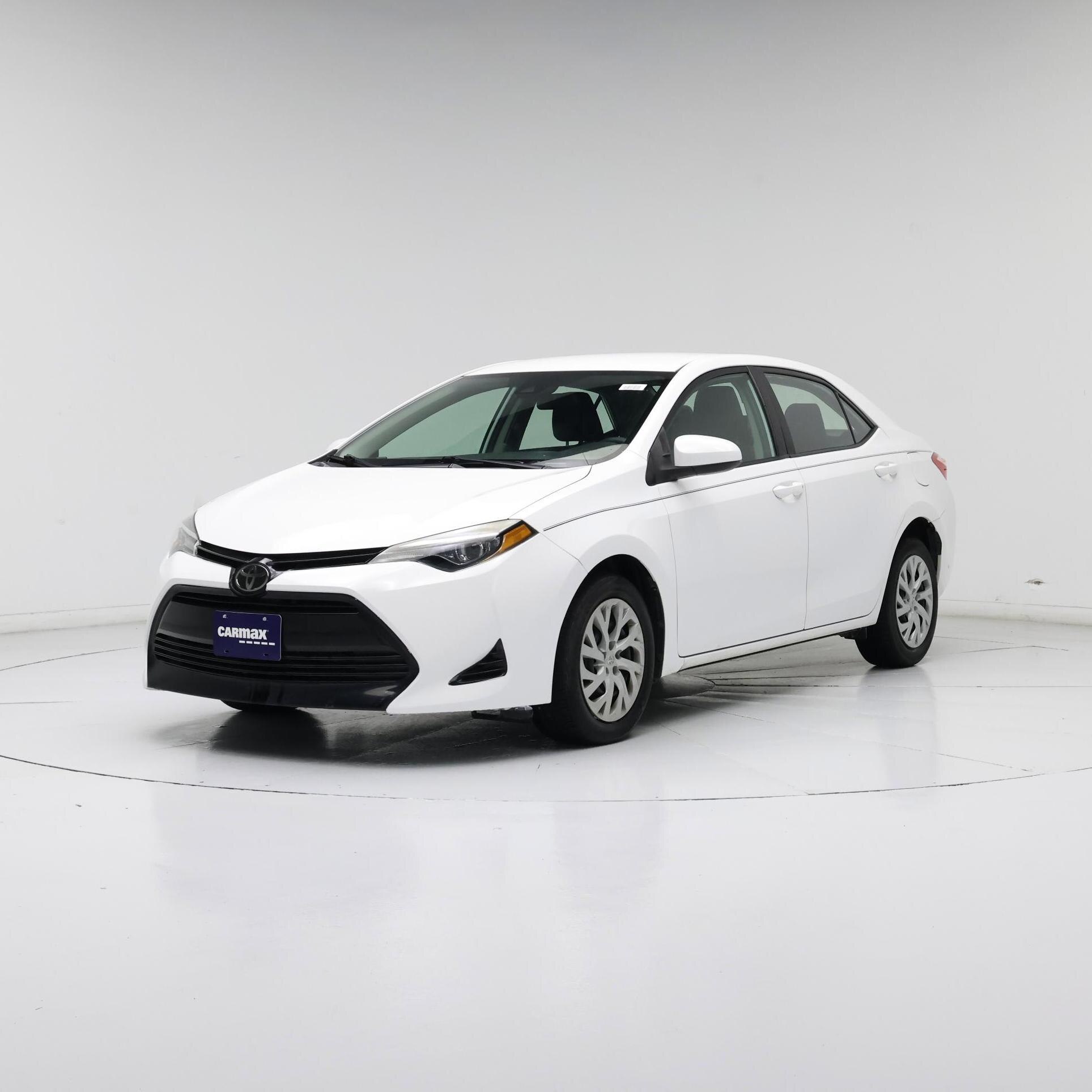 Thumbnail: 2018 Toyota Corolla - 4