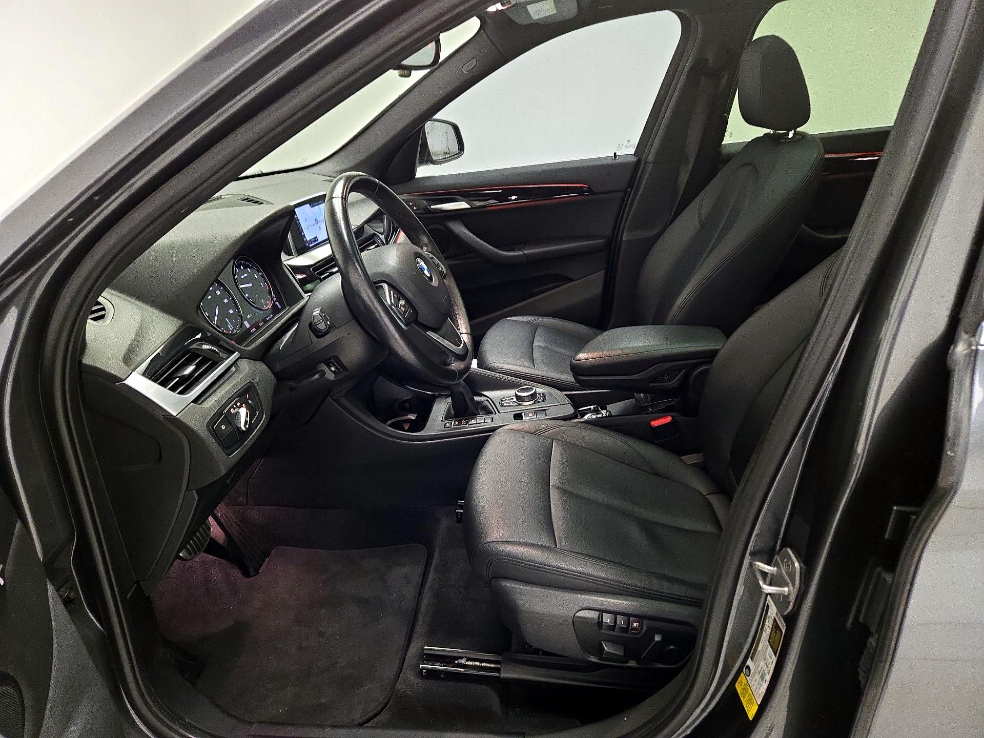 Thumbnail: 2019 BMW X1 - 11