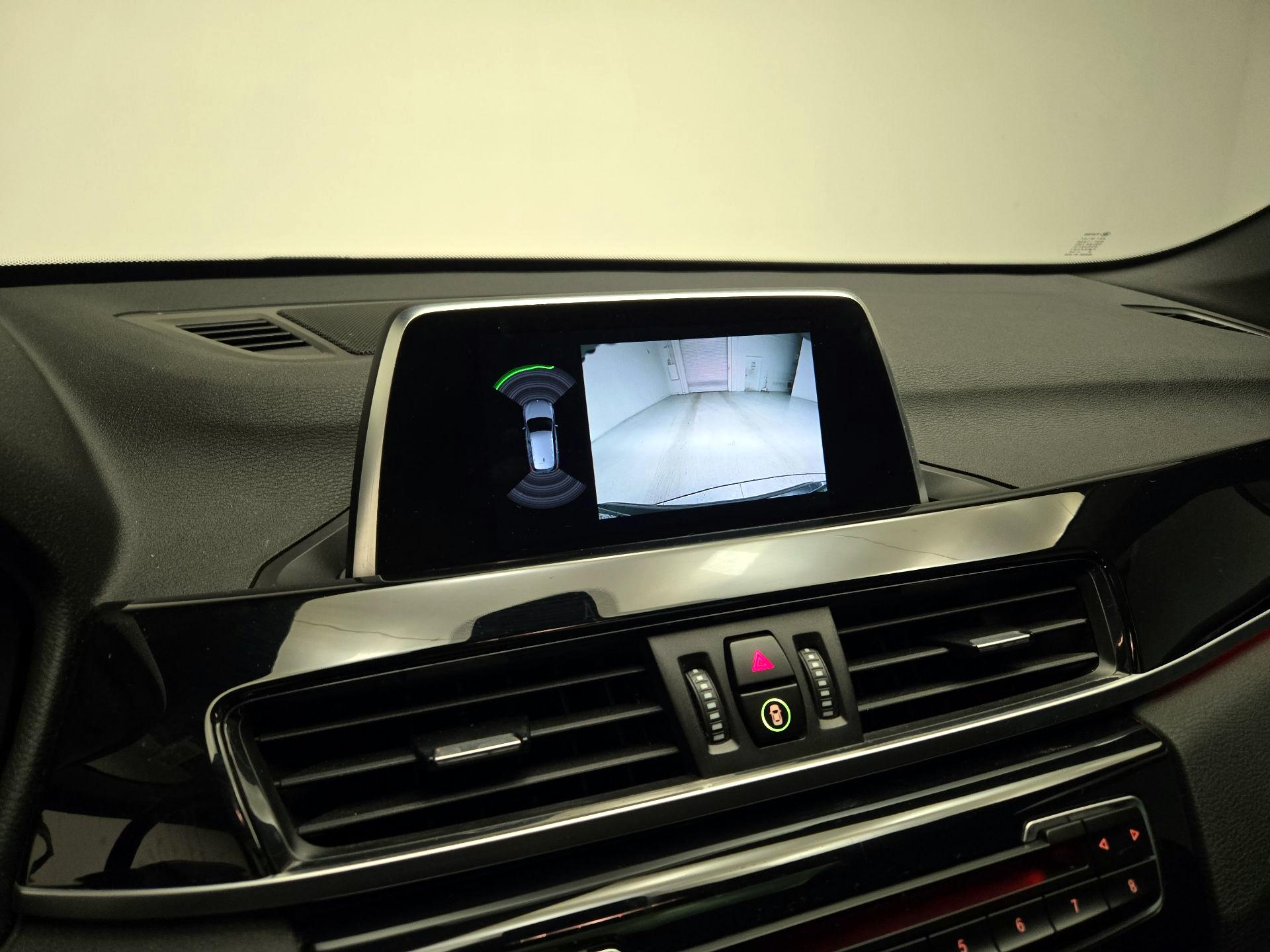 Thumbnail: 2019 BMW X1 - 14