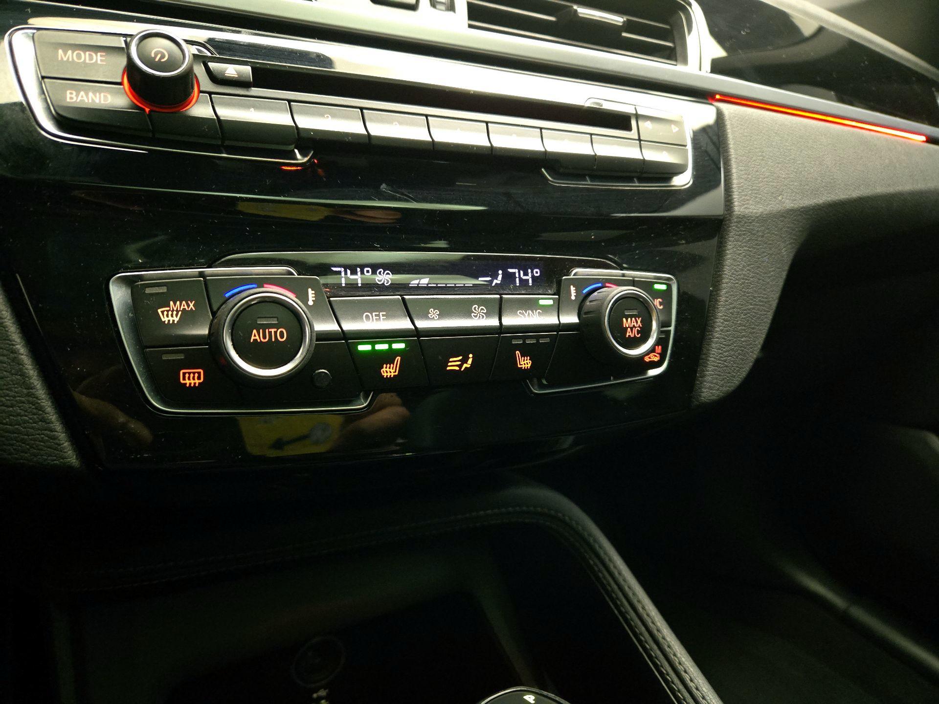 Thumbnail: 2019 BMW X1 - 16