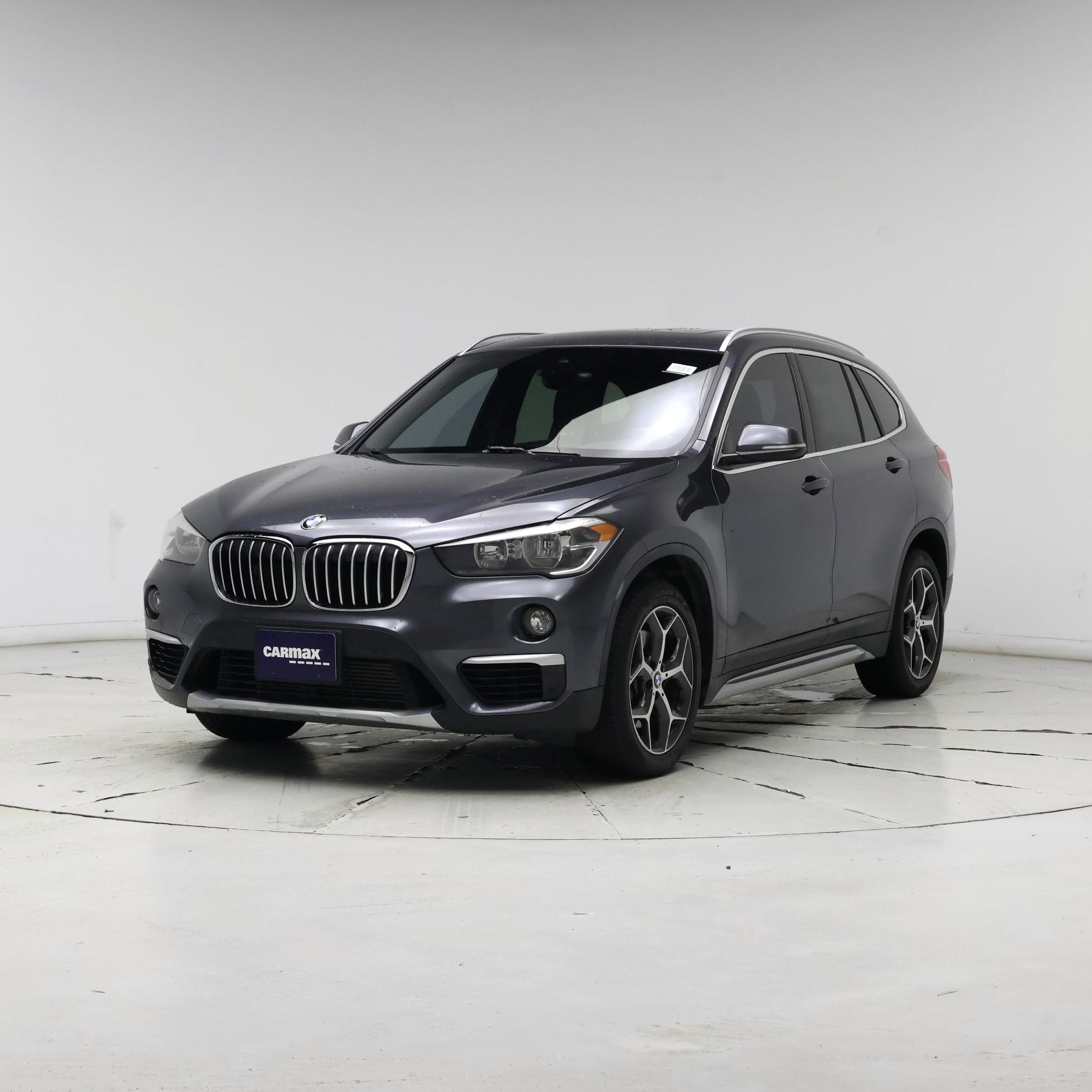 Thumbnail: 2019 BMW X1 - 4