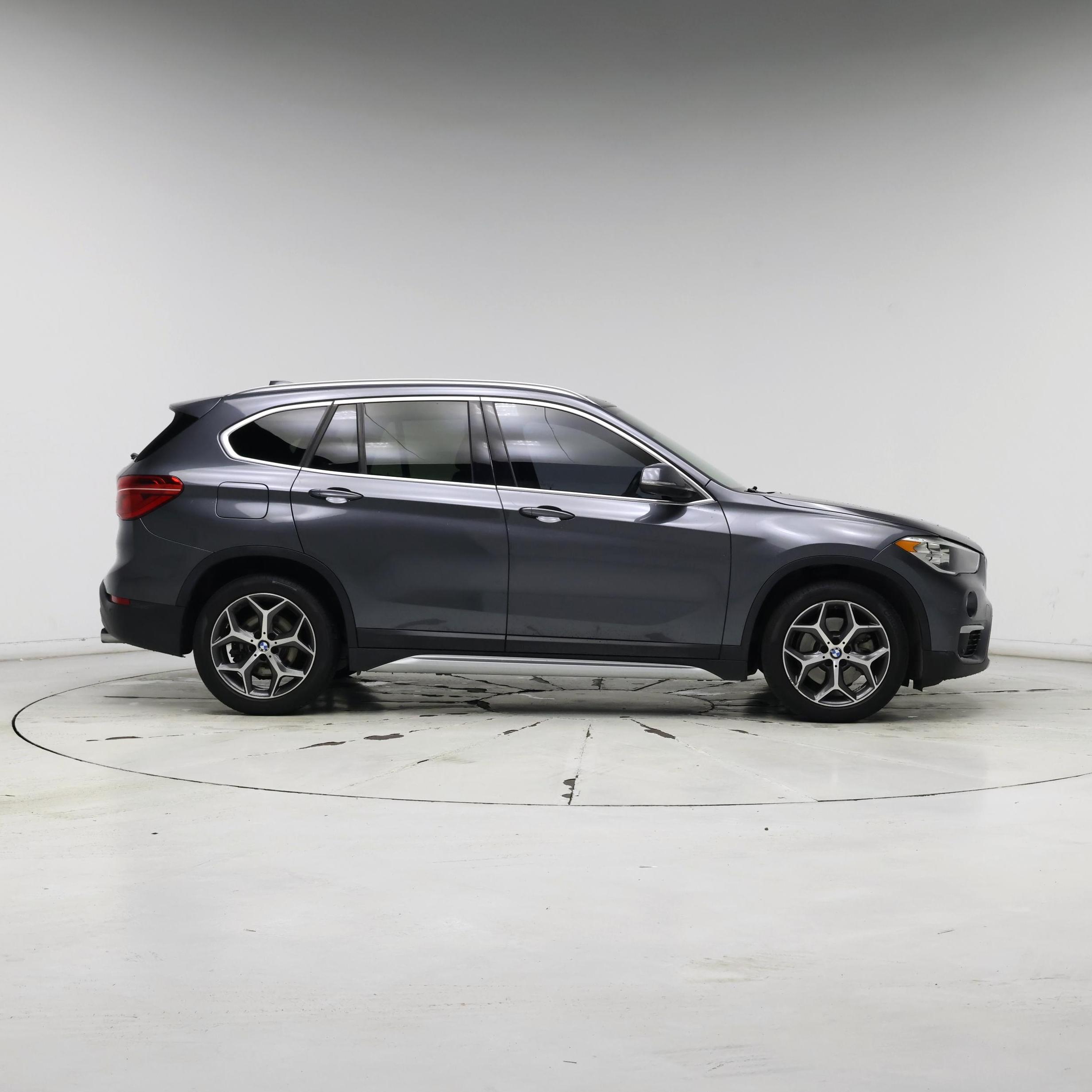 Thumbnail: 2019 BMW X1 - 7