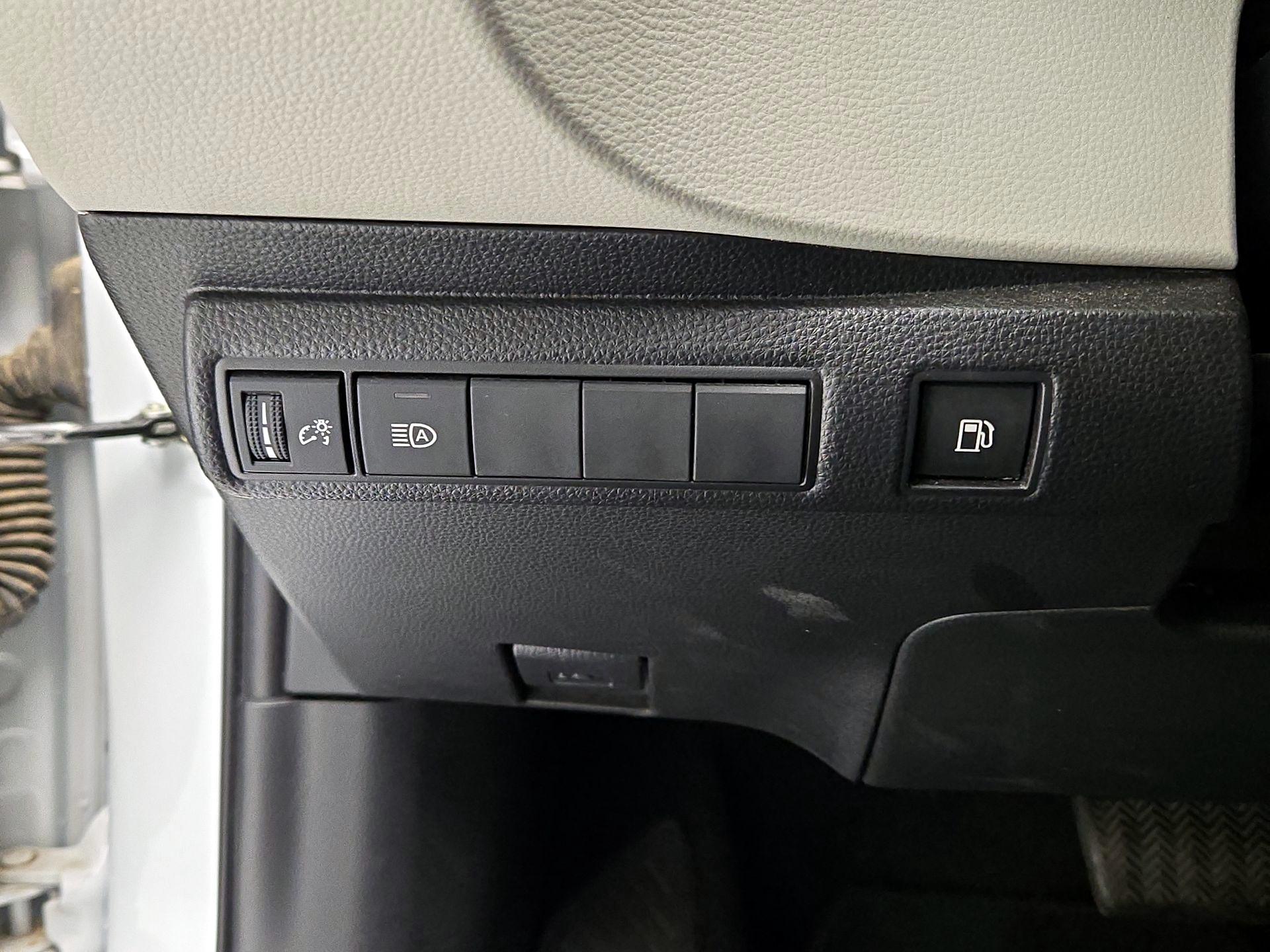 Thumbnail: 2022 Toyota Corolla - 13