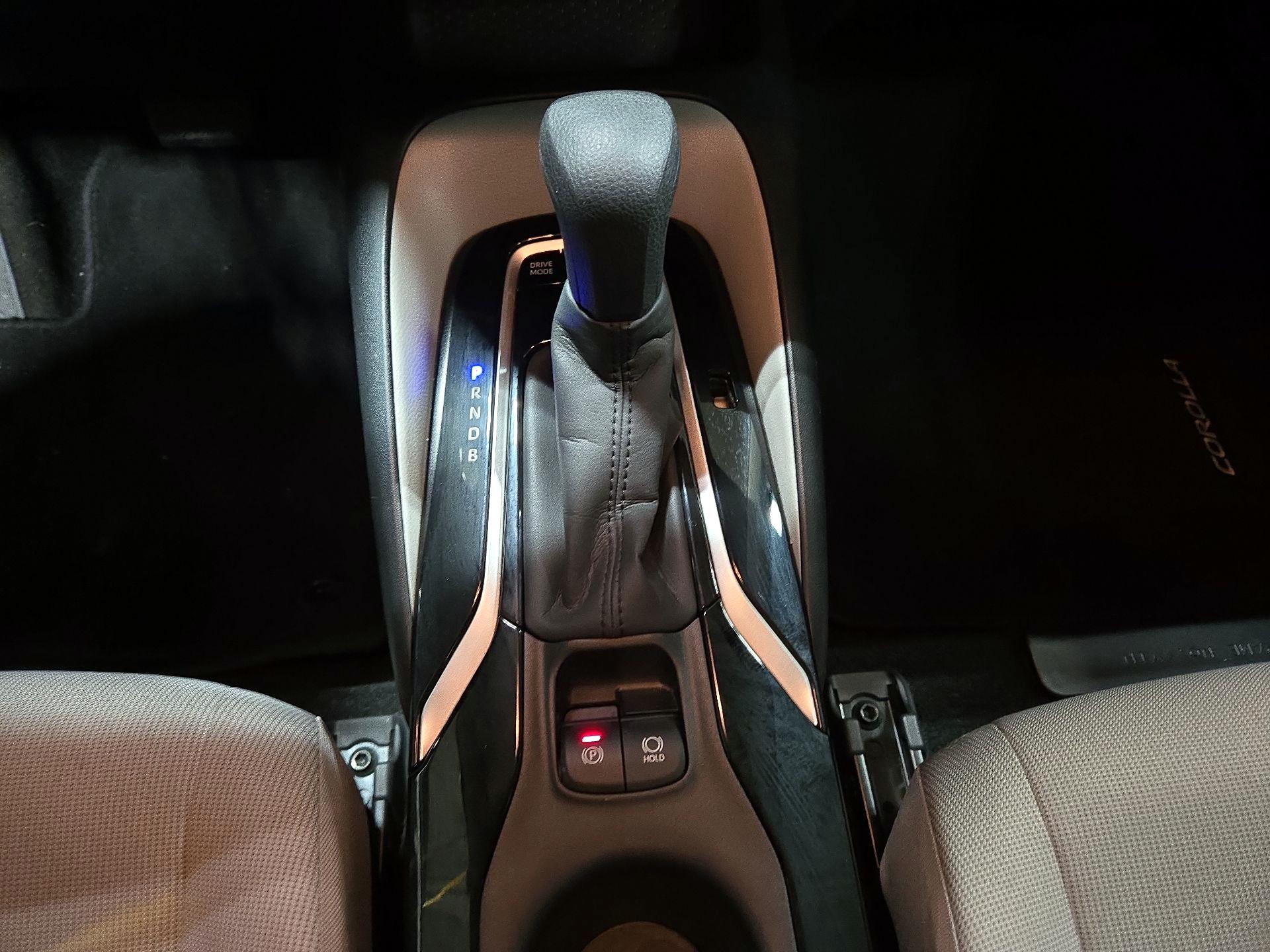 Thumbnail: 2022 Toyota Corolla - 17