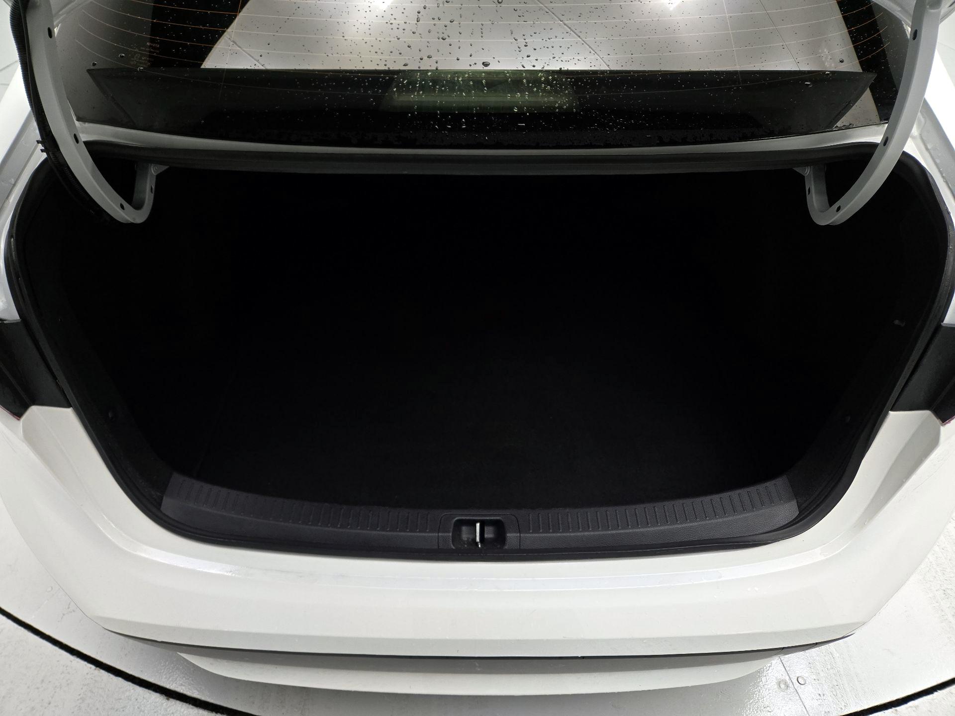 Thumbnail: 2022 Toyota Corolla - 20