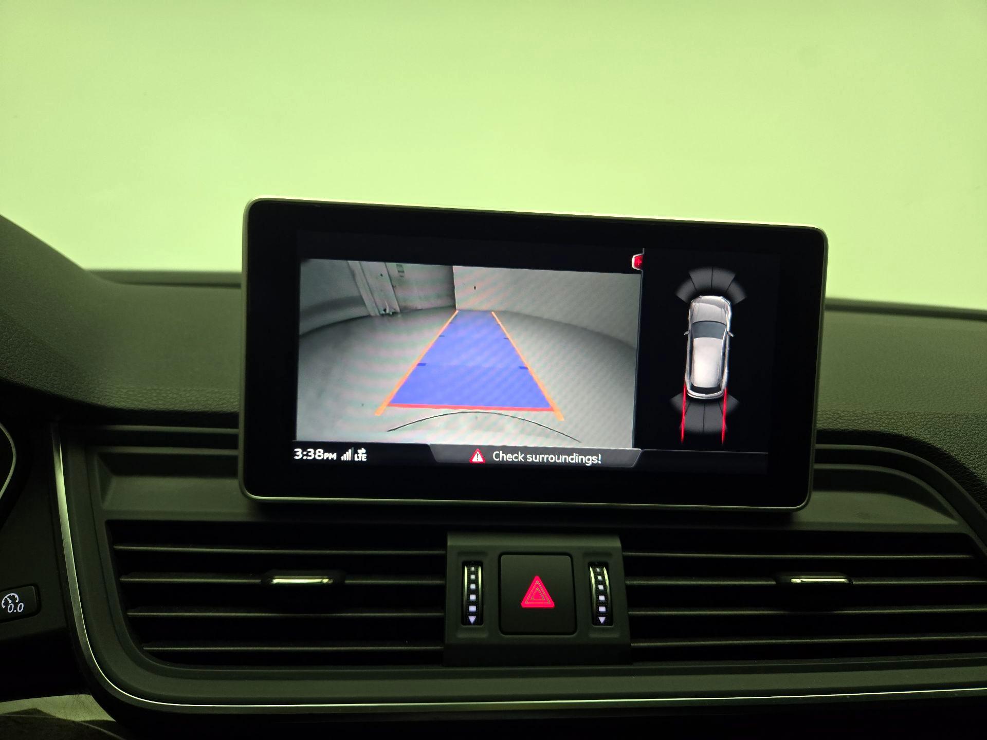 Thumbnail: 2020 Audi Q5 - 15