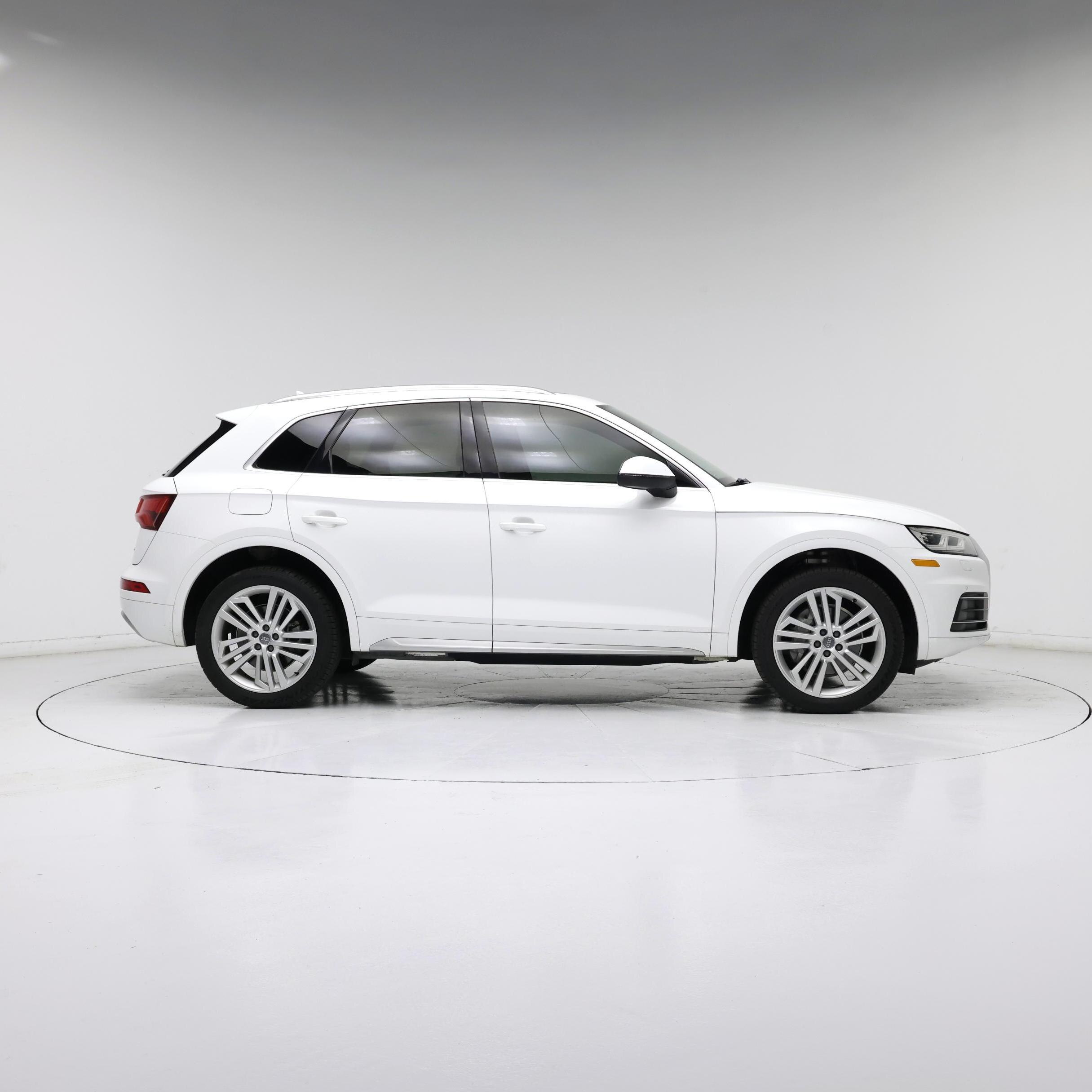 Thumbnail: 2020 Audi Q5 - 7