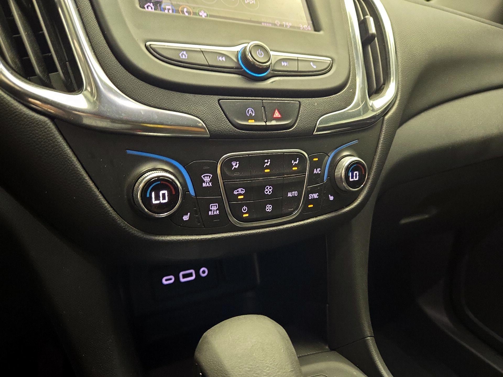 Thumbnail: 2022 Chevrolet Equinox - 14