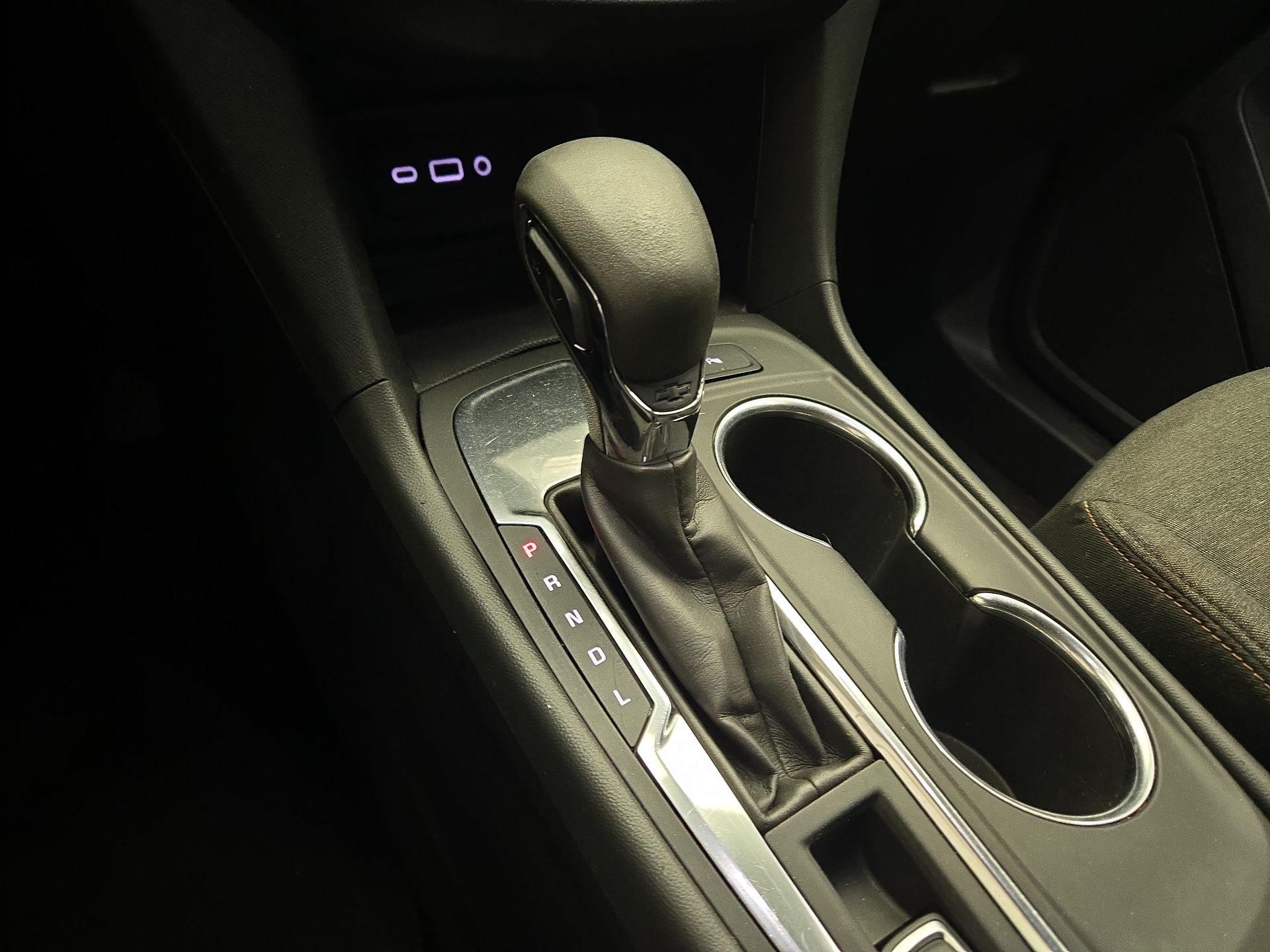 Thumbnail: 2022 Chevrolet Equinox - 15