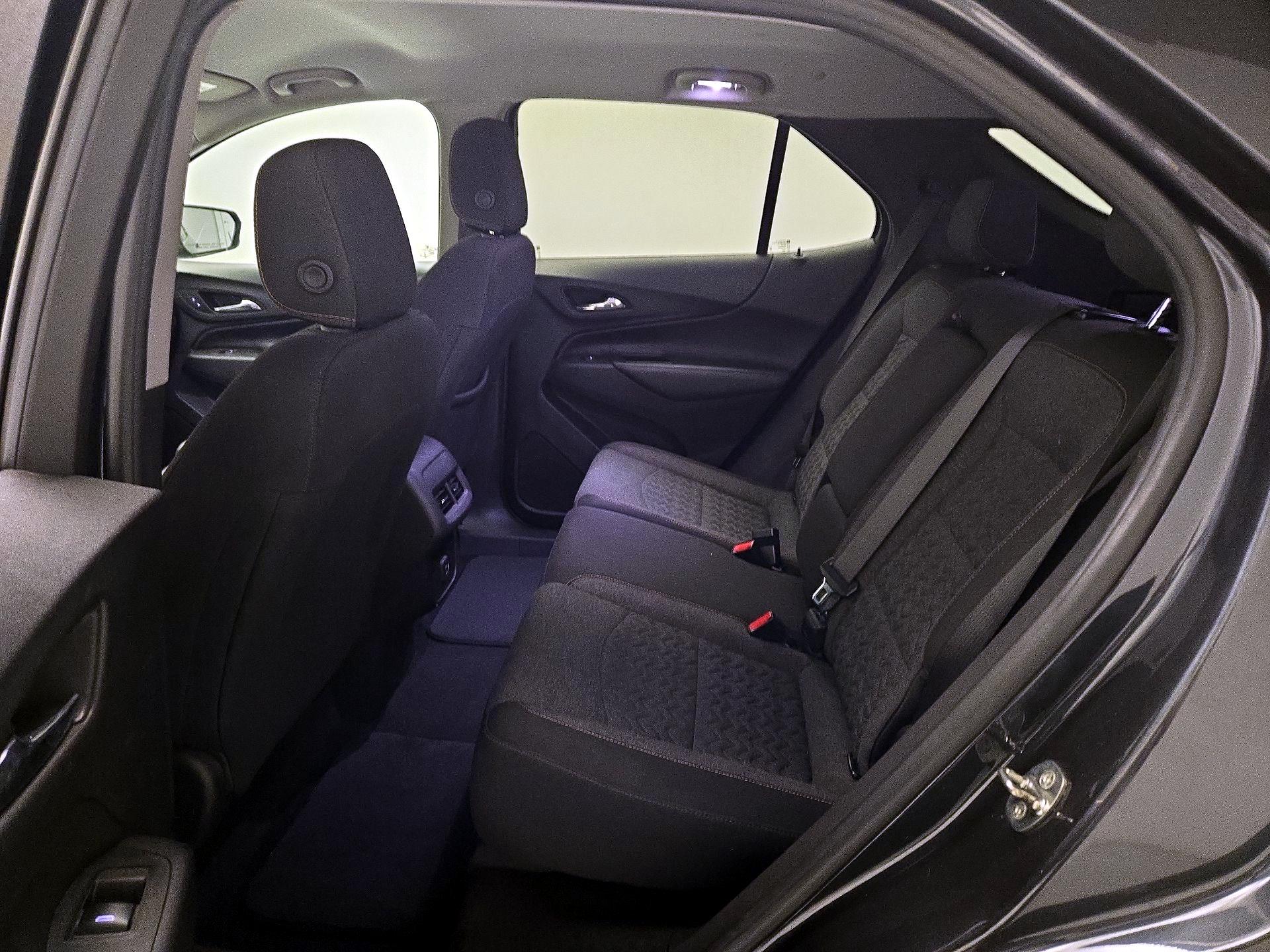 Thumbnail: 2022 Chevrolet Equinox - 17