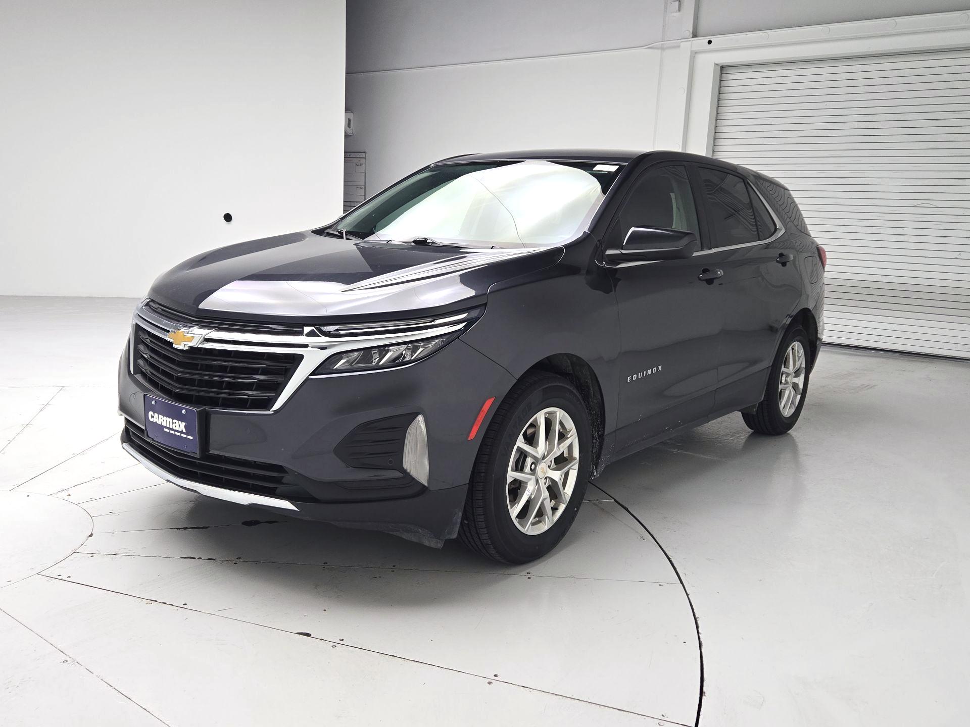 Thumbnail: 2022 Chevrolet Equinox - 3