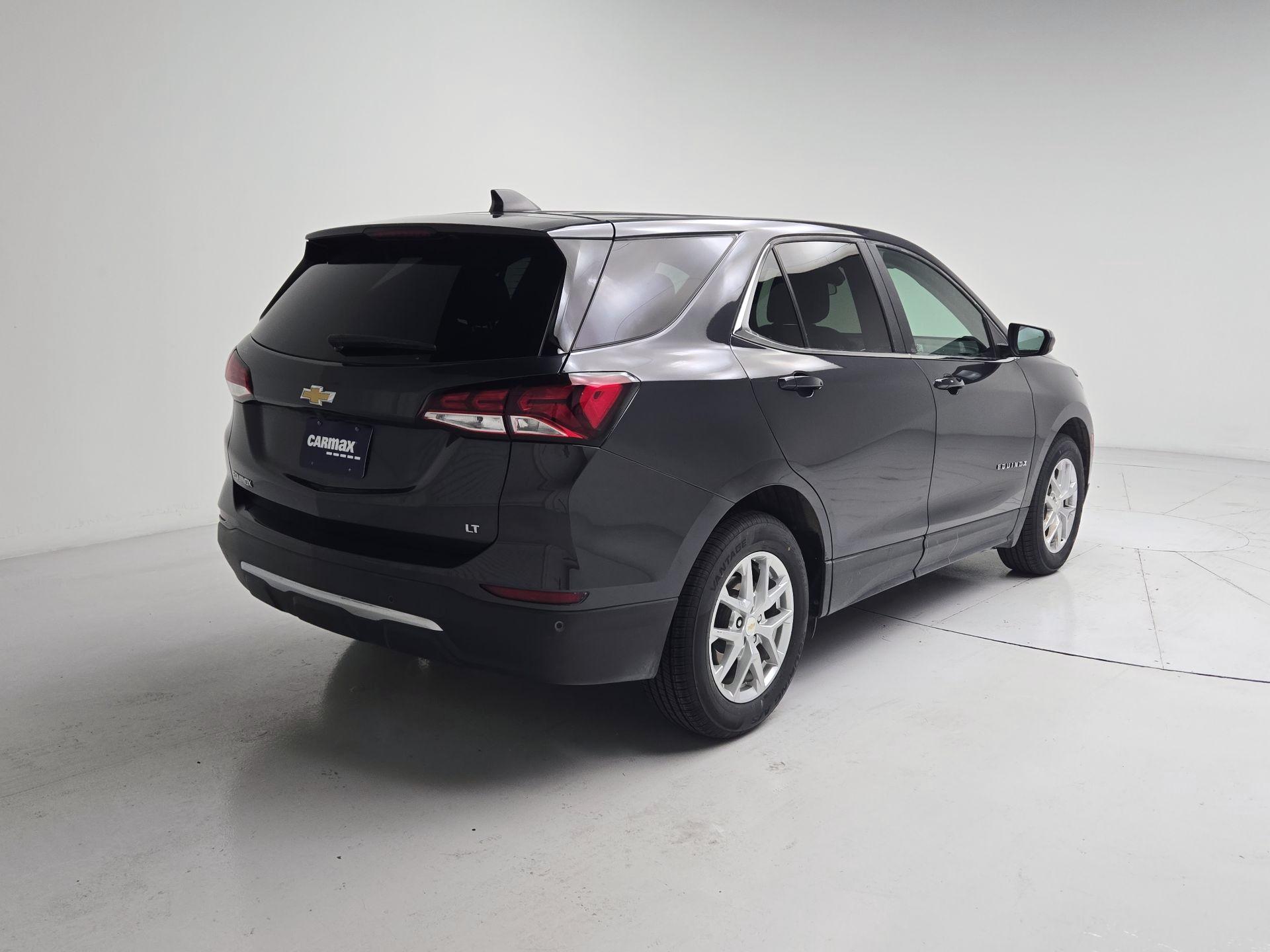 Thumbnail: 2022 Chevrolet Equinox - 5