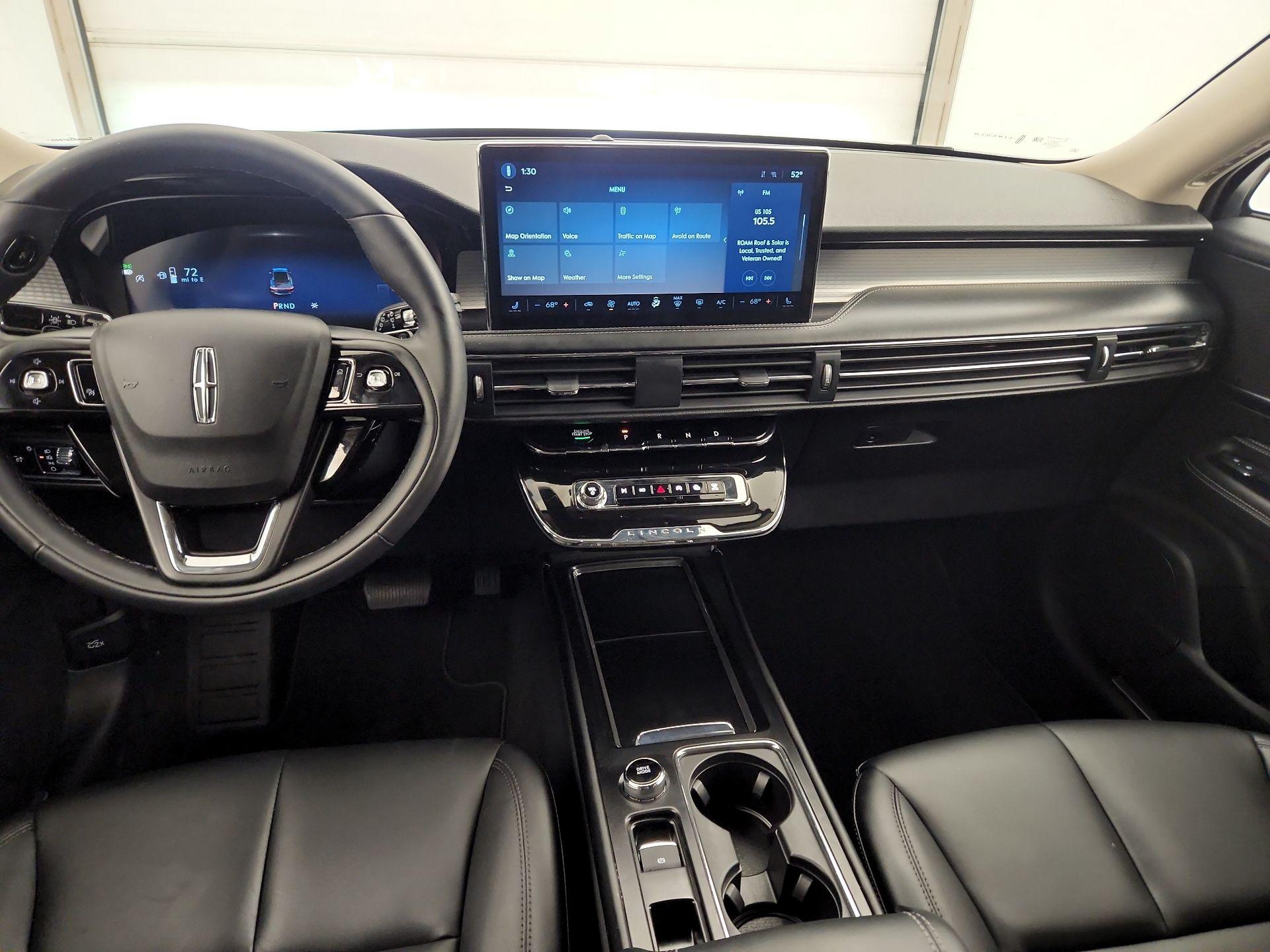 Thumbnail: 2025 Lincoln Corsair - 9