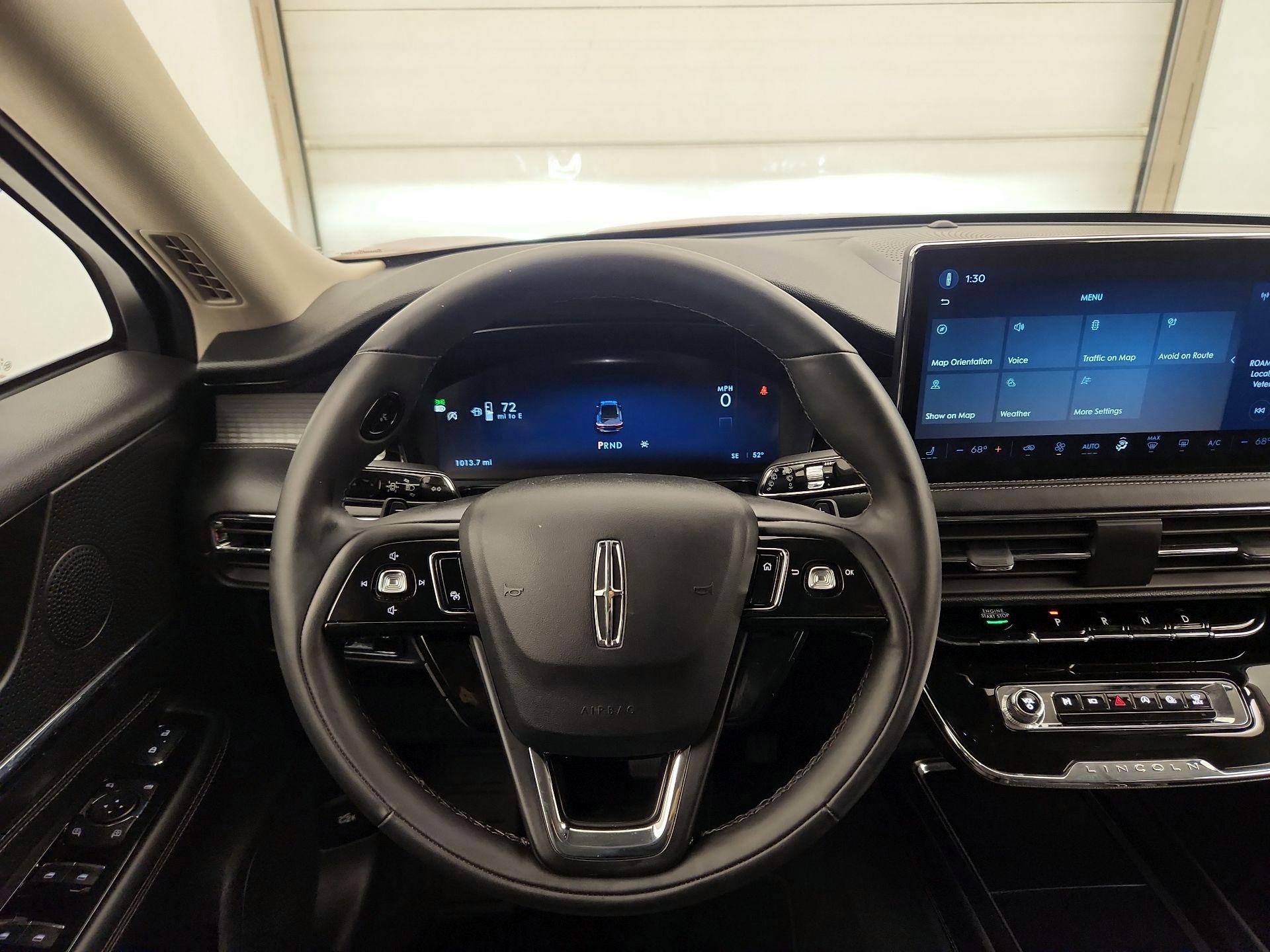 Thumbnail: 2025 Lincoln Corsair - 10