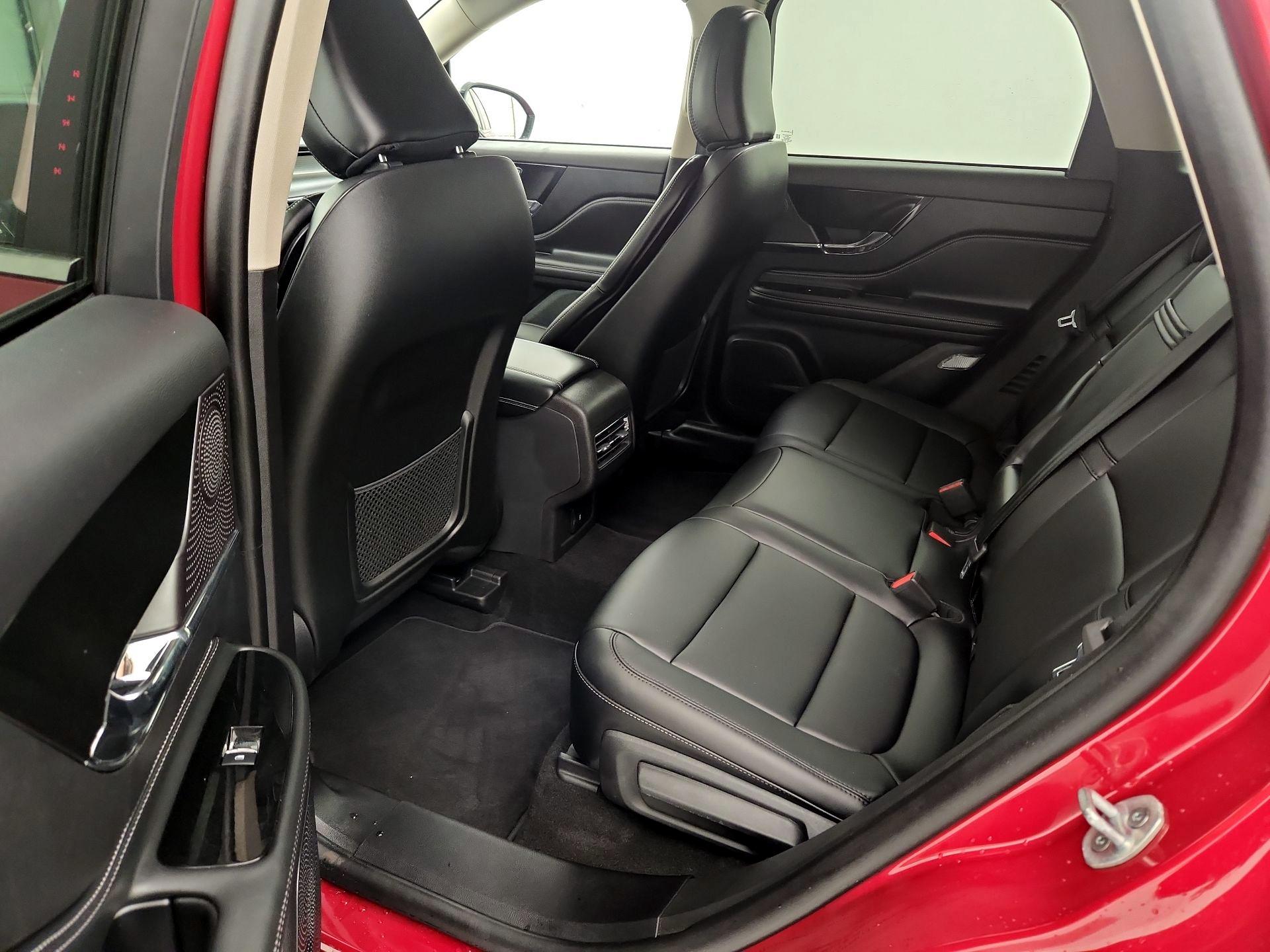 Thumbnail: 2025 Lincoln Corsair - 20