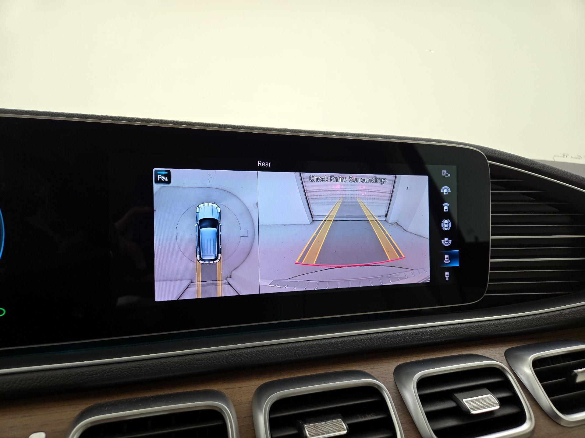 Thumbnail: 2022 Mercedes-Benz GLE - 15