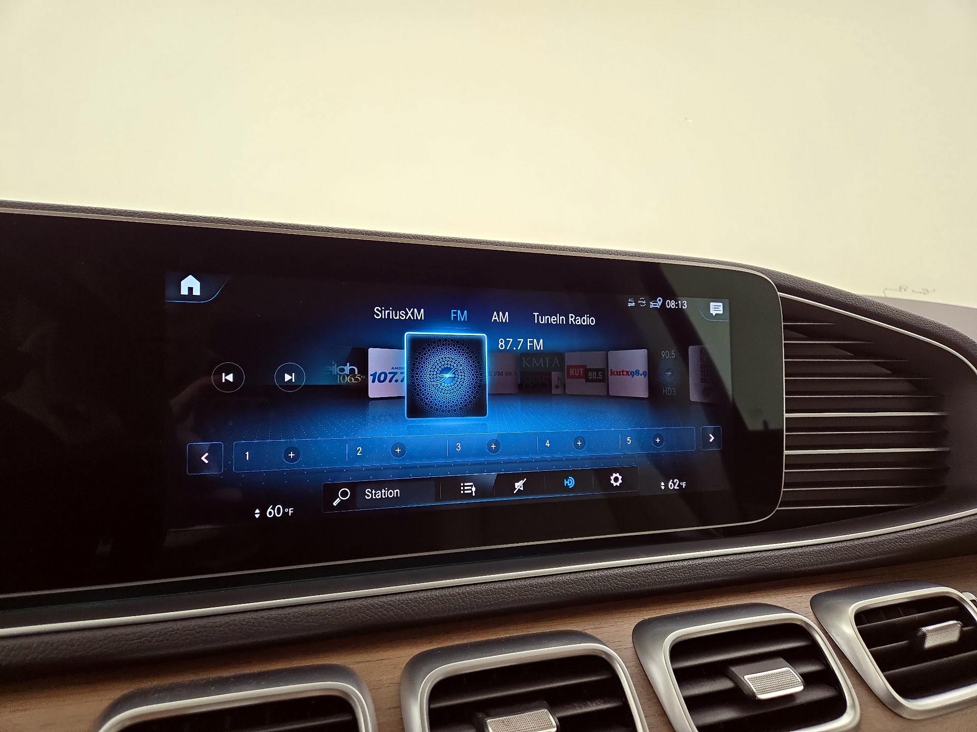 Thumbnail: 2022 Mercedes-Benz GLE - 16