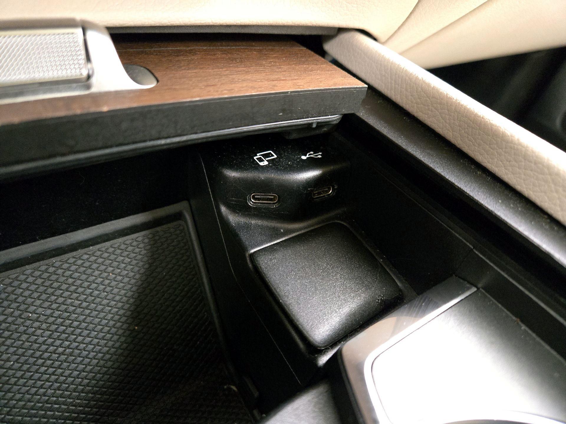 Thumbnail: 2022 Mercedes-Benz GLE - 19