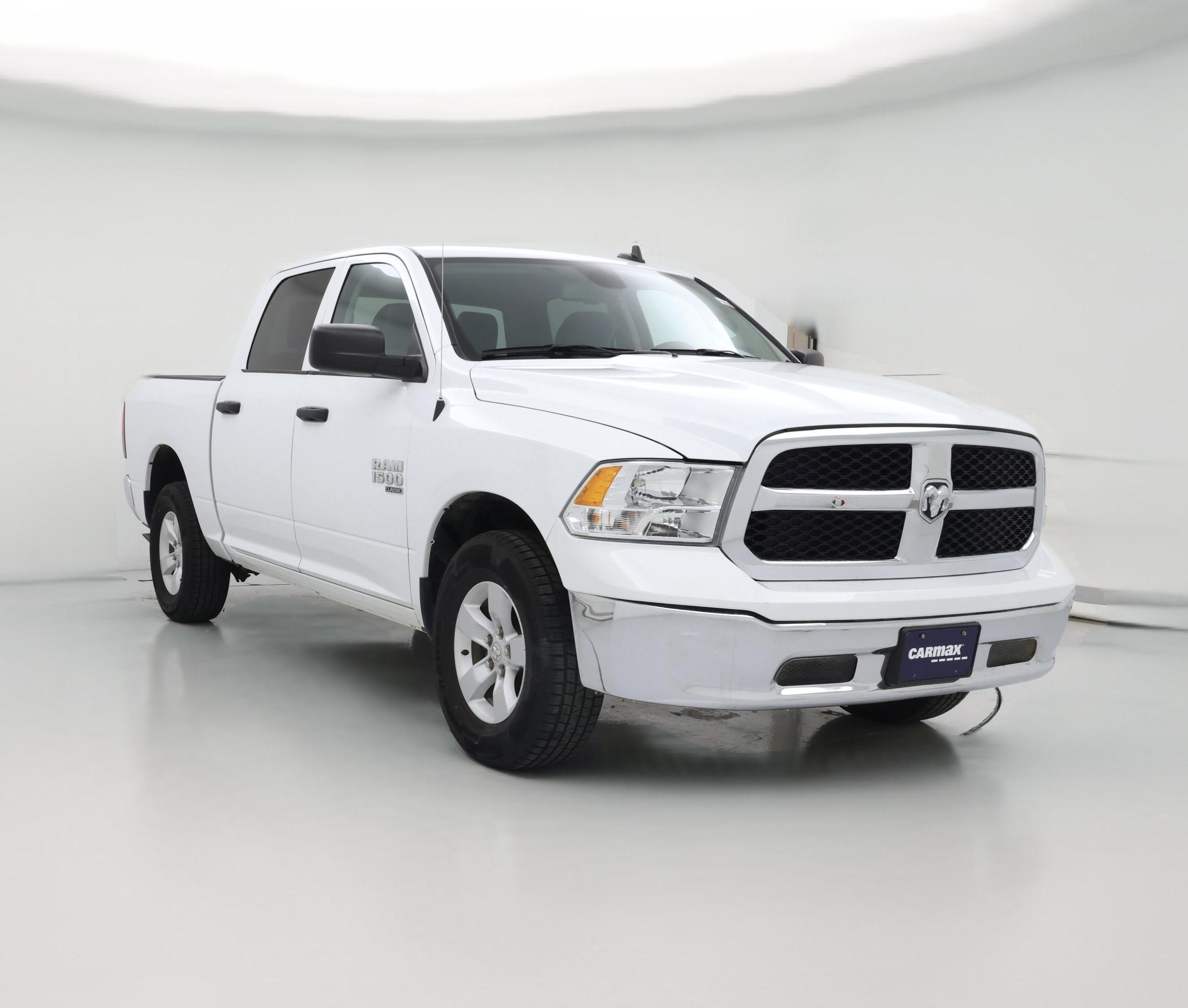 Thumbnail: 2023 RAM 1500 Classic - 1