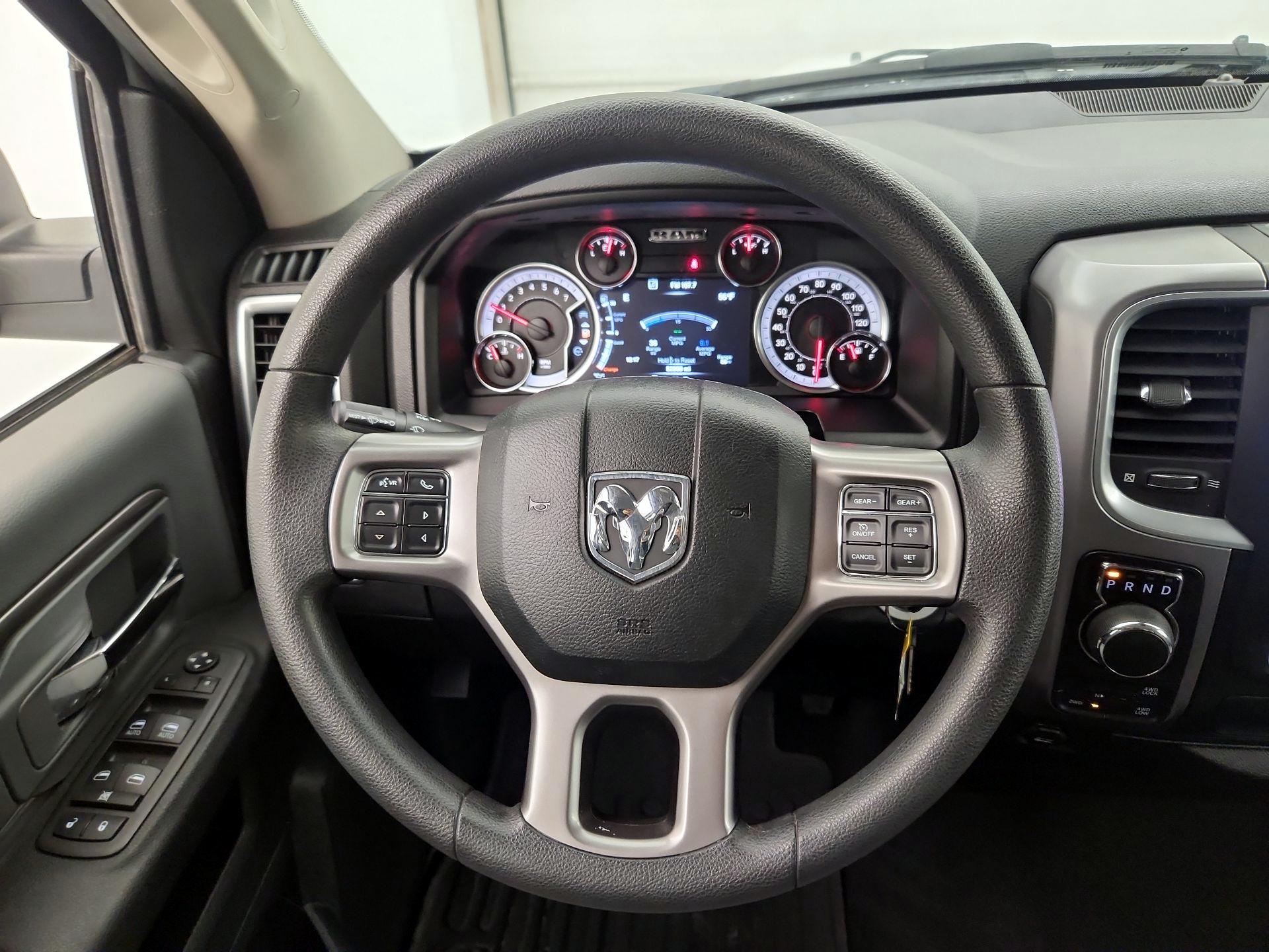 Thumbnail: 2023 RAM 1500 Classic - 10