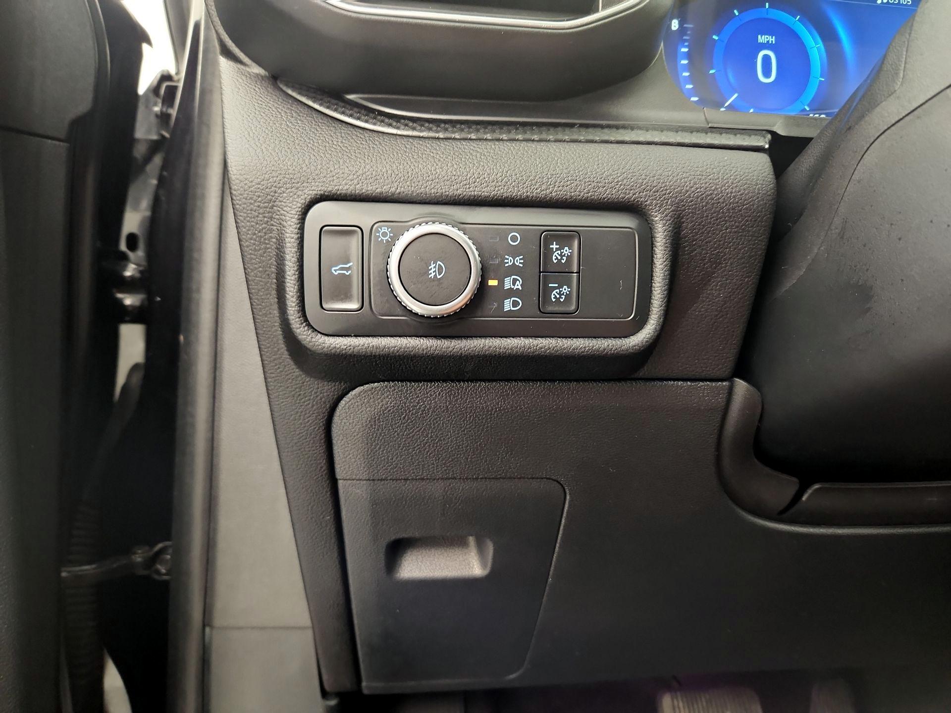 Thumbnail: 2022 Ford Explorer - 13