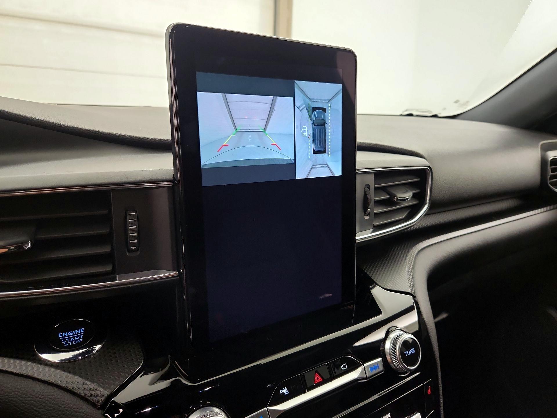 Thumbnail: 2022 Ford Explorer - 15