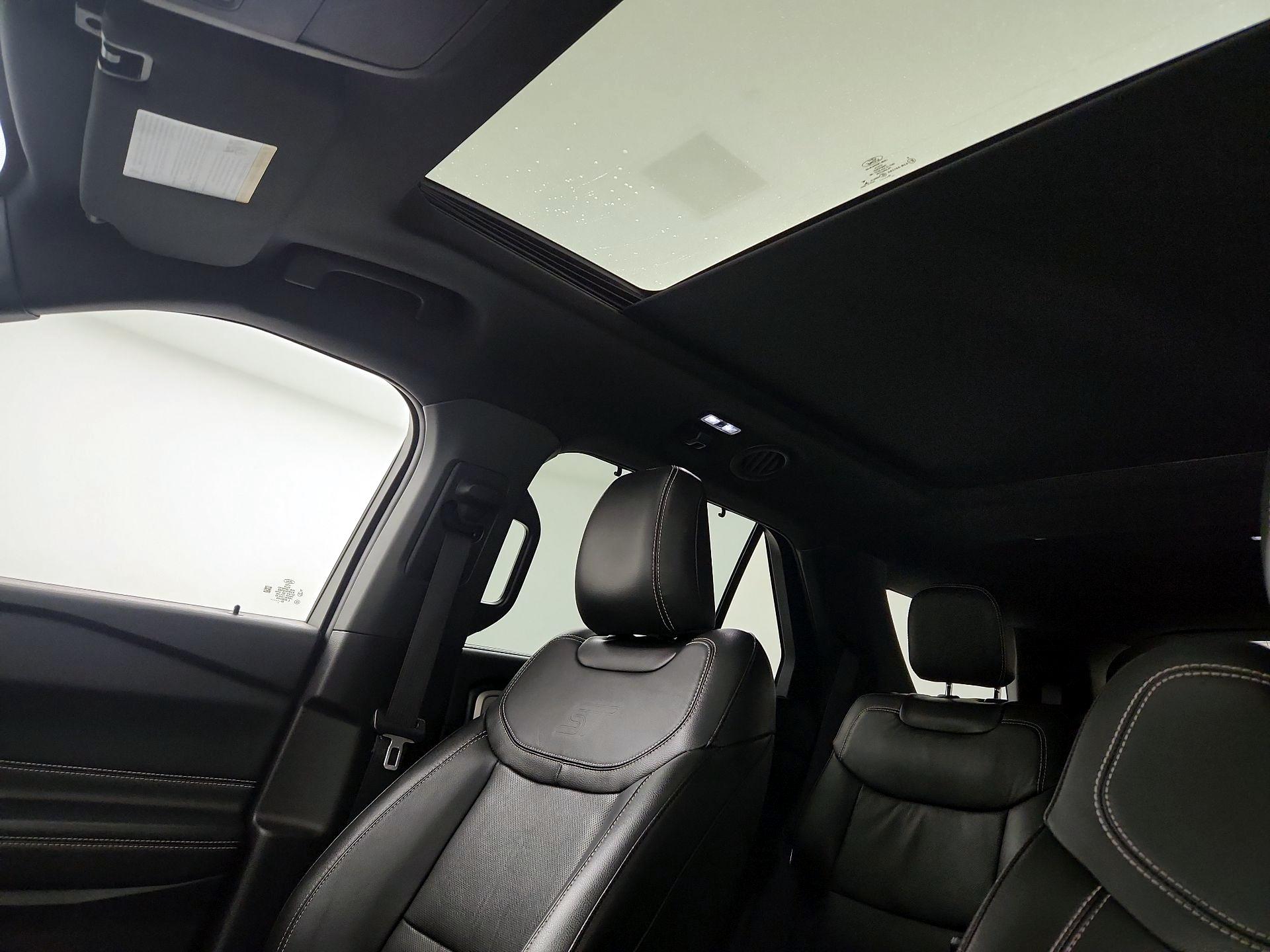 Thumbnail: 2022 Ford Explorer - 20